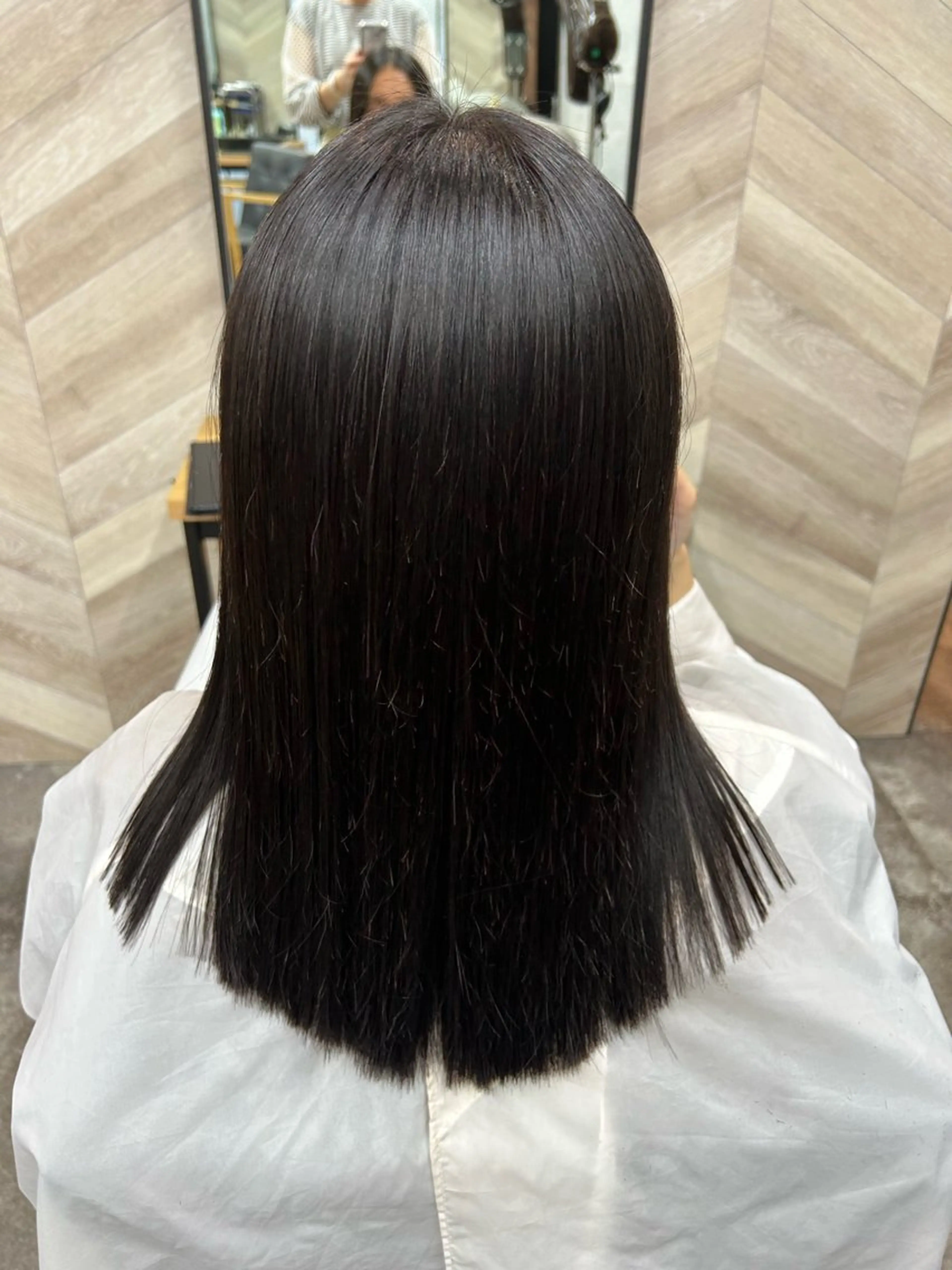 ミディアム 縮毛矯正 カット 縮毛矯正 飯塚 沙衣のヘアスタイル