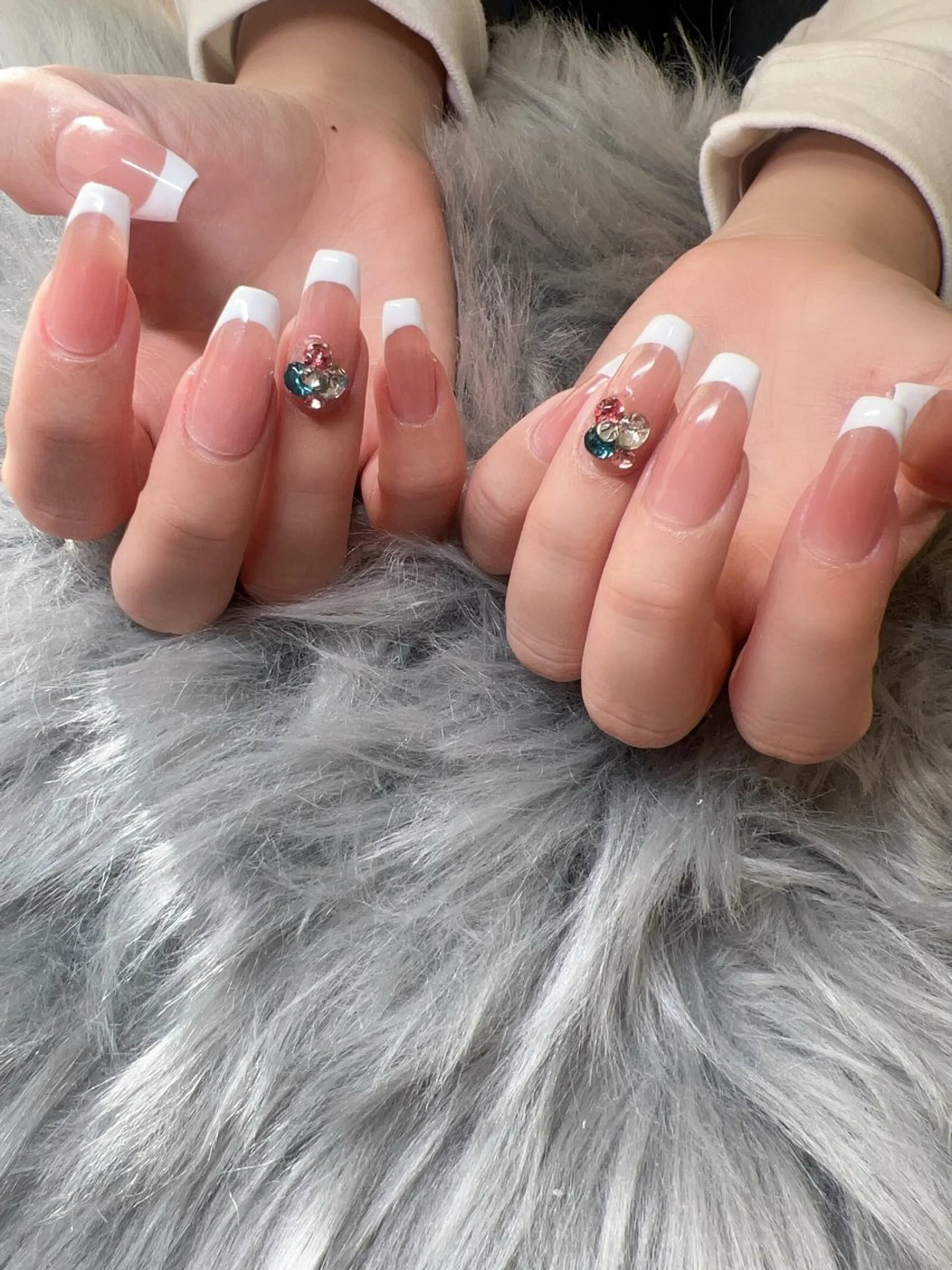 ネイル nailstudio ′ecole所属・nailstudio ′ecoleのネイルデザイン