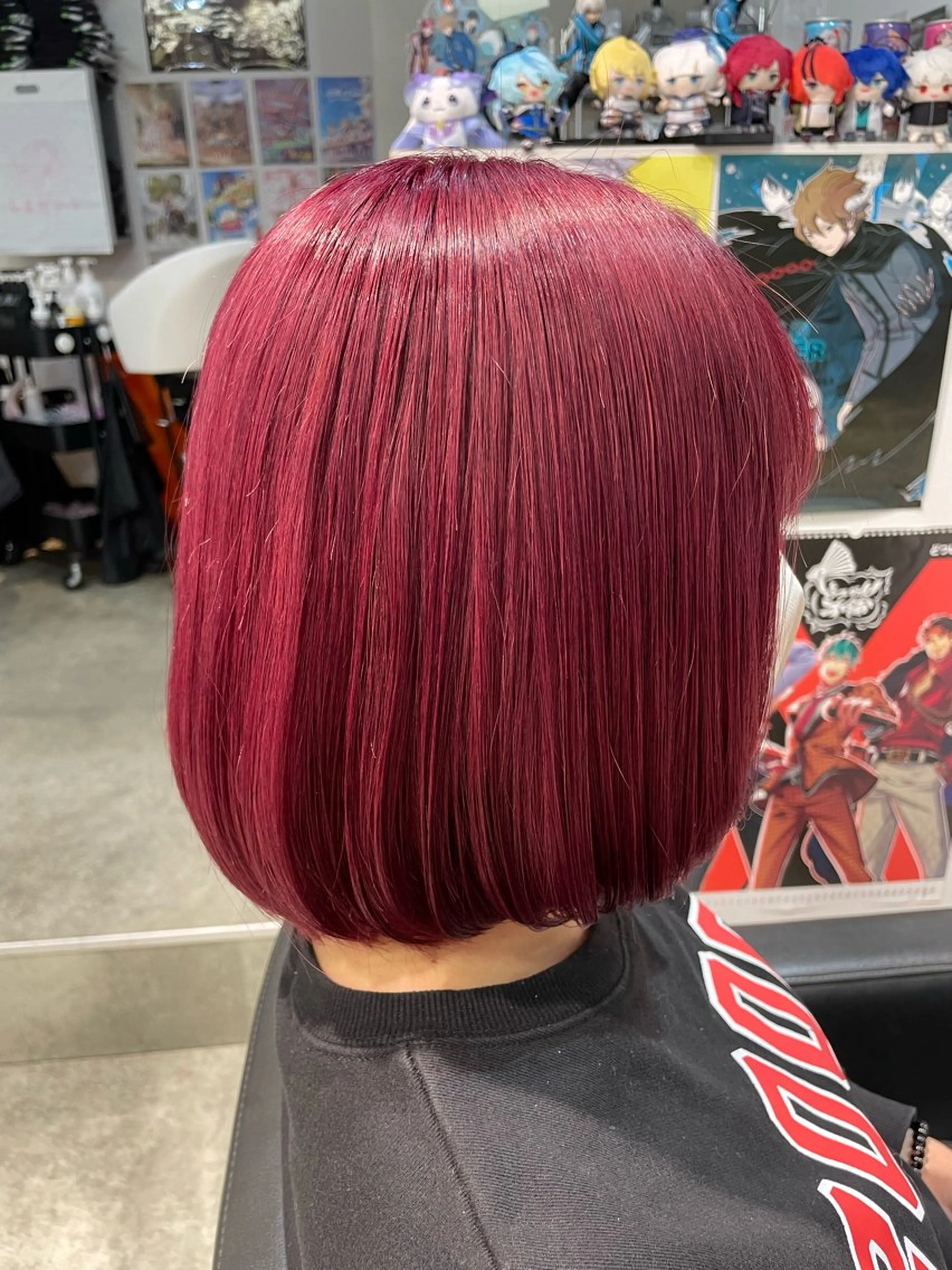 ロング カラー ブリーチ ボルドーカラー ケアブリーチ ピンクカラー レッドカラー ヘアカラー トリートメント インナーカラー/推し ウルフ/アニメカラーのヘアスタイル