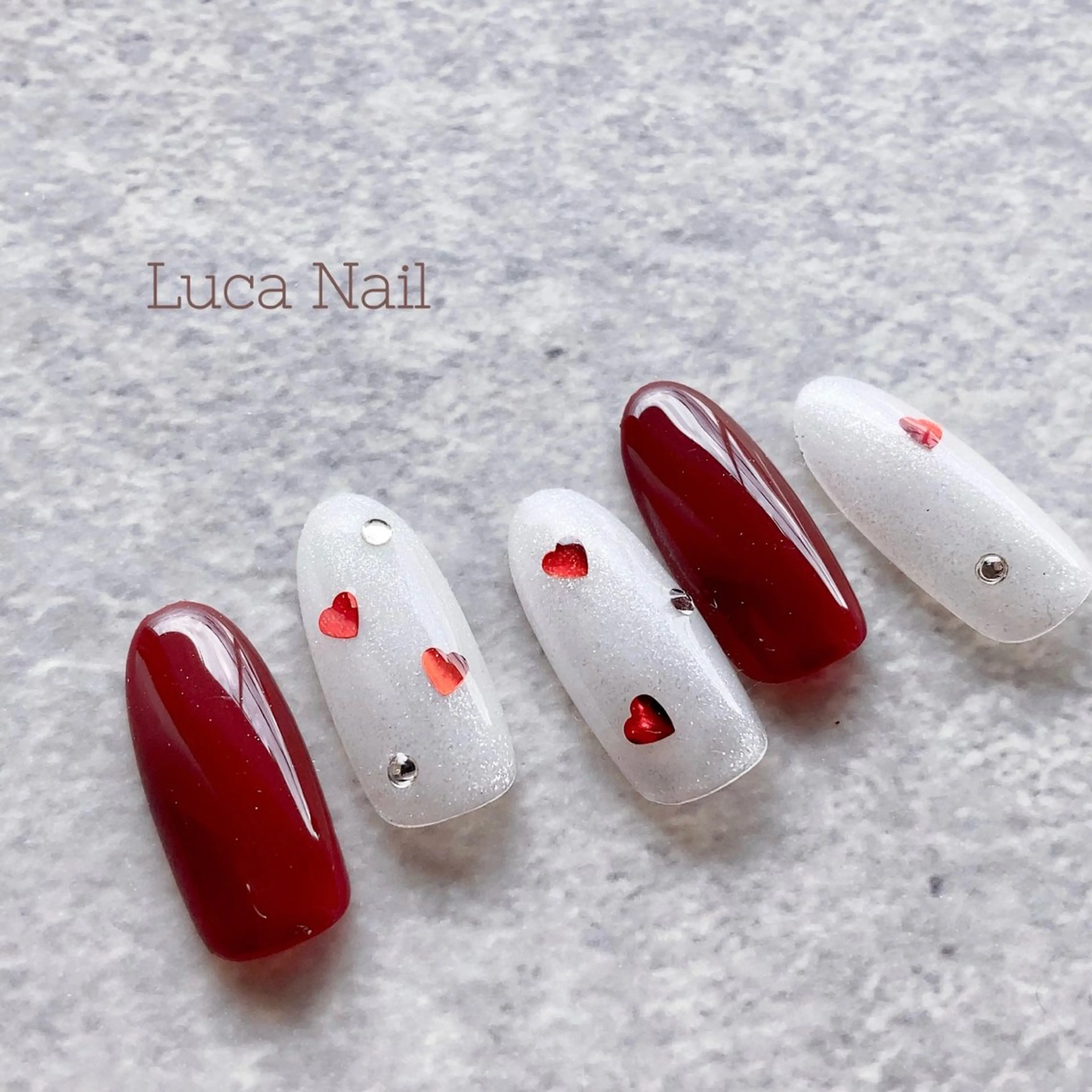 ネイル ハート シンプルネイル バレンタイン ハンドネイル ハンドケア Luca  Nail所属・Luca Nail 🌼yu-kaのネイルデザイン