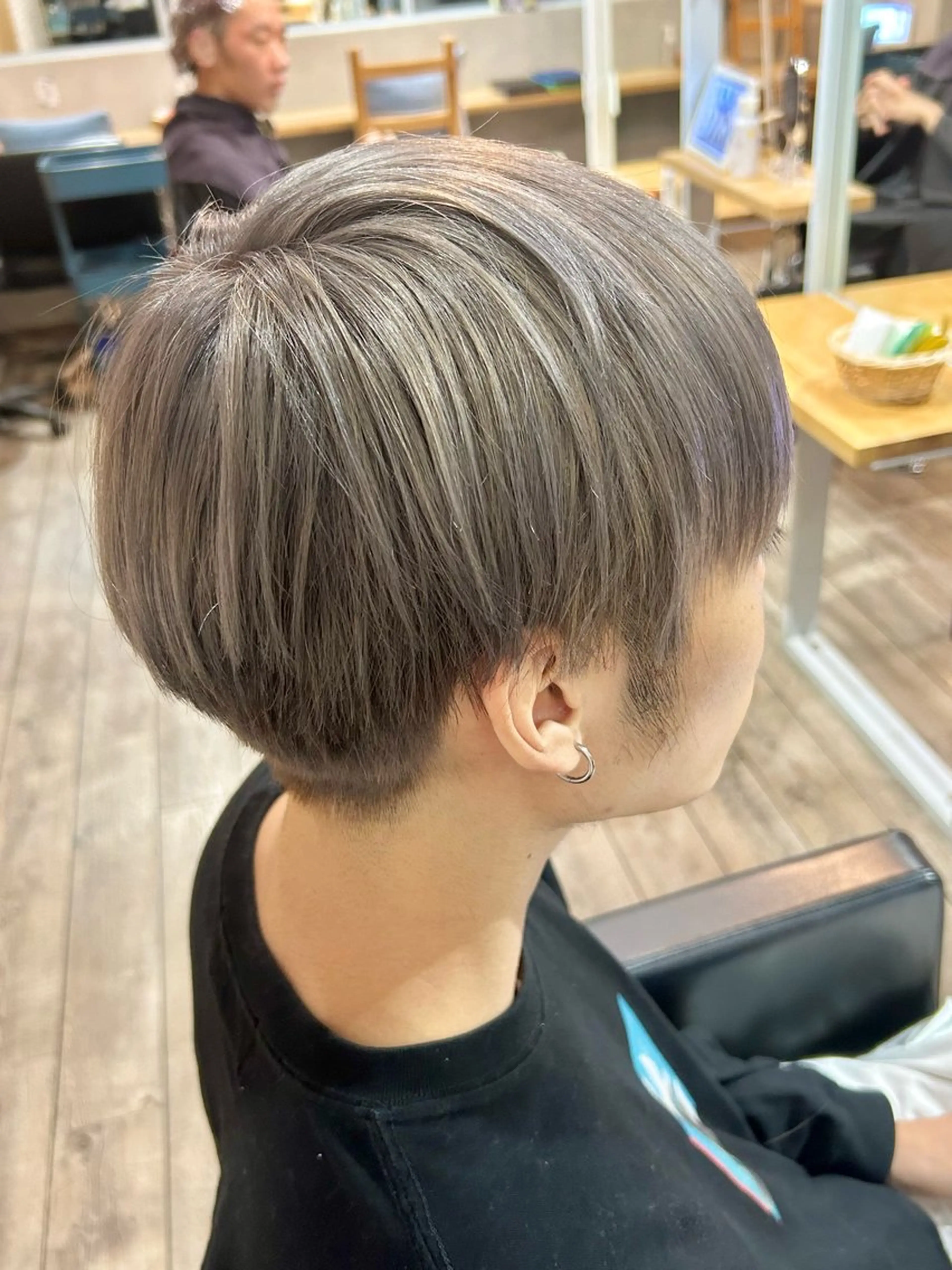 ショート カラー メンズ シルバー カット ヘアカラー aivee所属・【メンズ特化】 🧊Sunao🧊のヘアスタイル