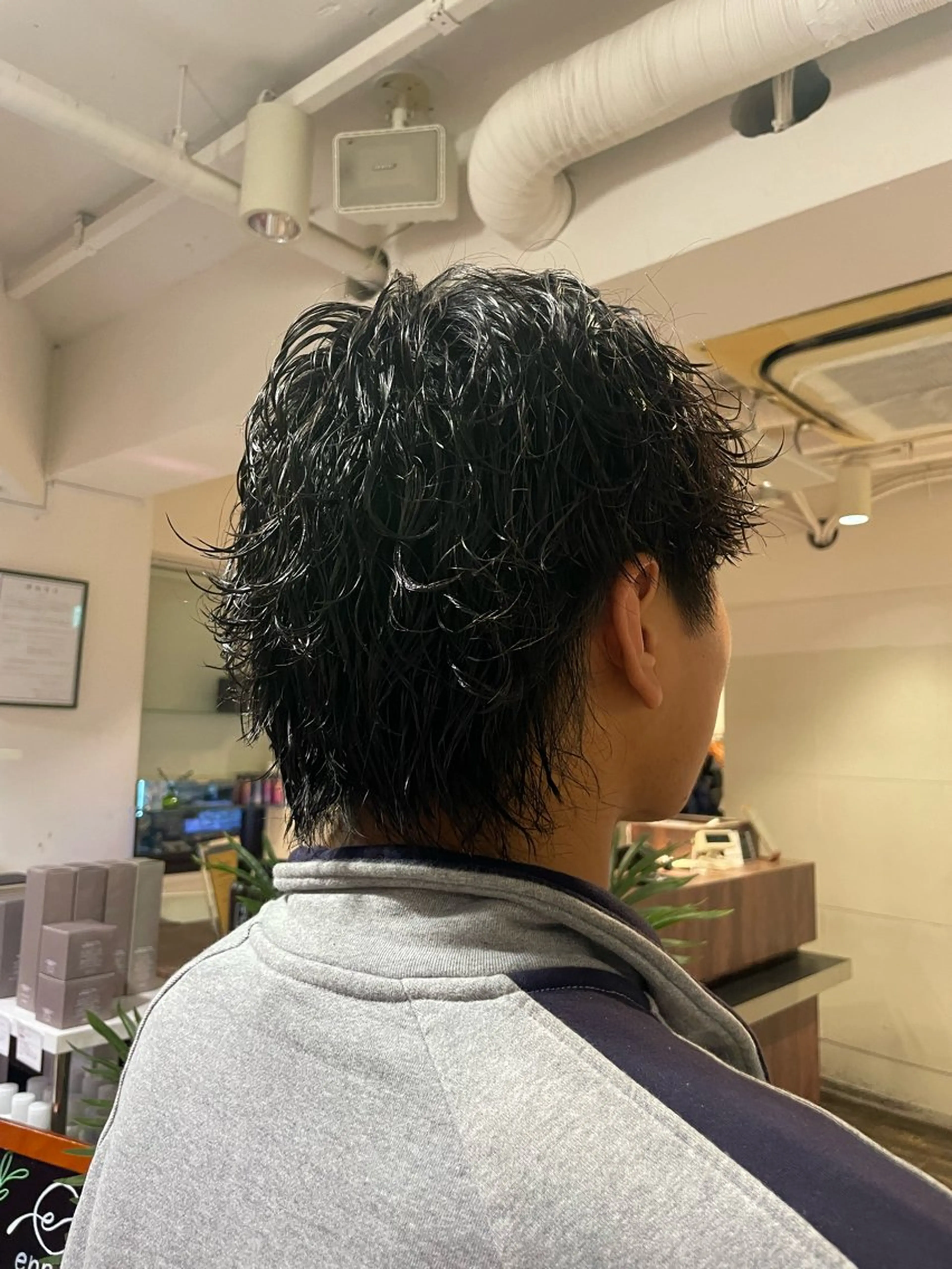 パーマ メンズ メンズパーマ 波巻きパーマ 佐藤 綾郁のヘアスタイル
