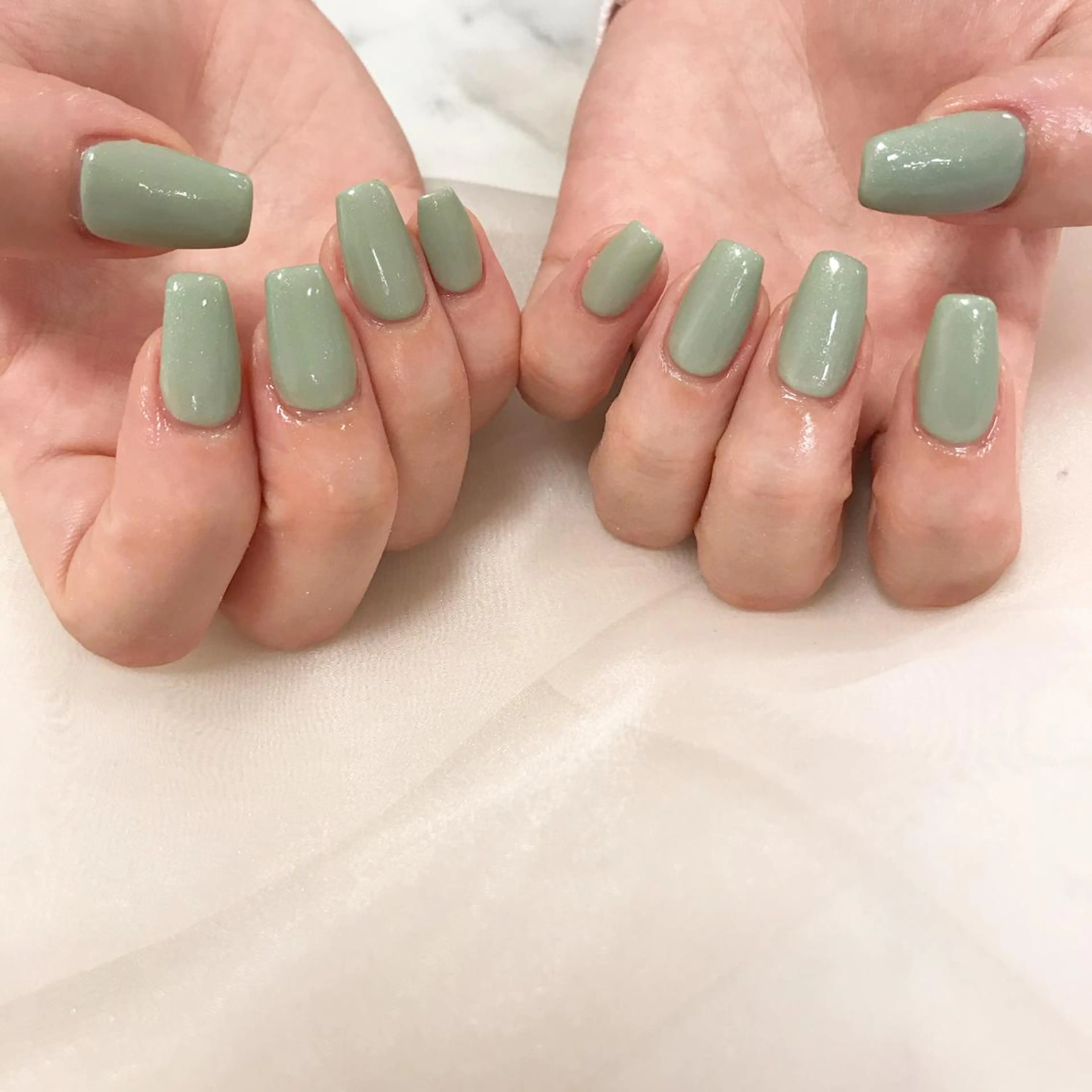 ネイル ワンカラーネイル GO TODAY SHAiRE SALON 表参道colore店所属・emmi nailのネイルデザイン