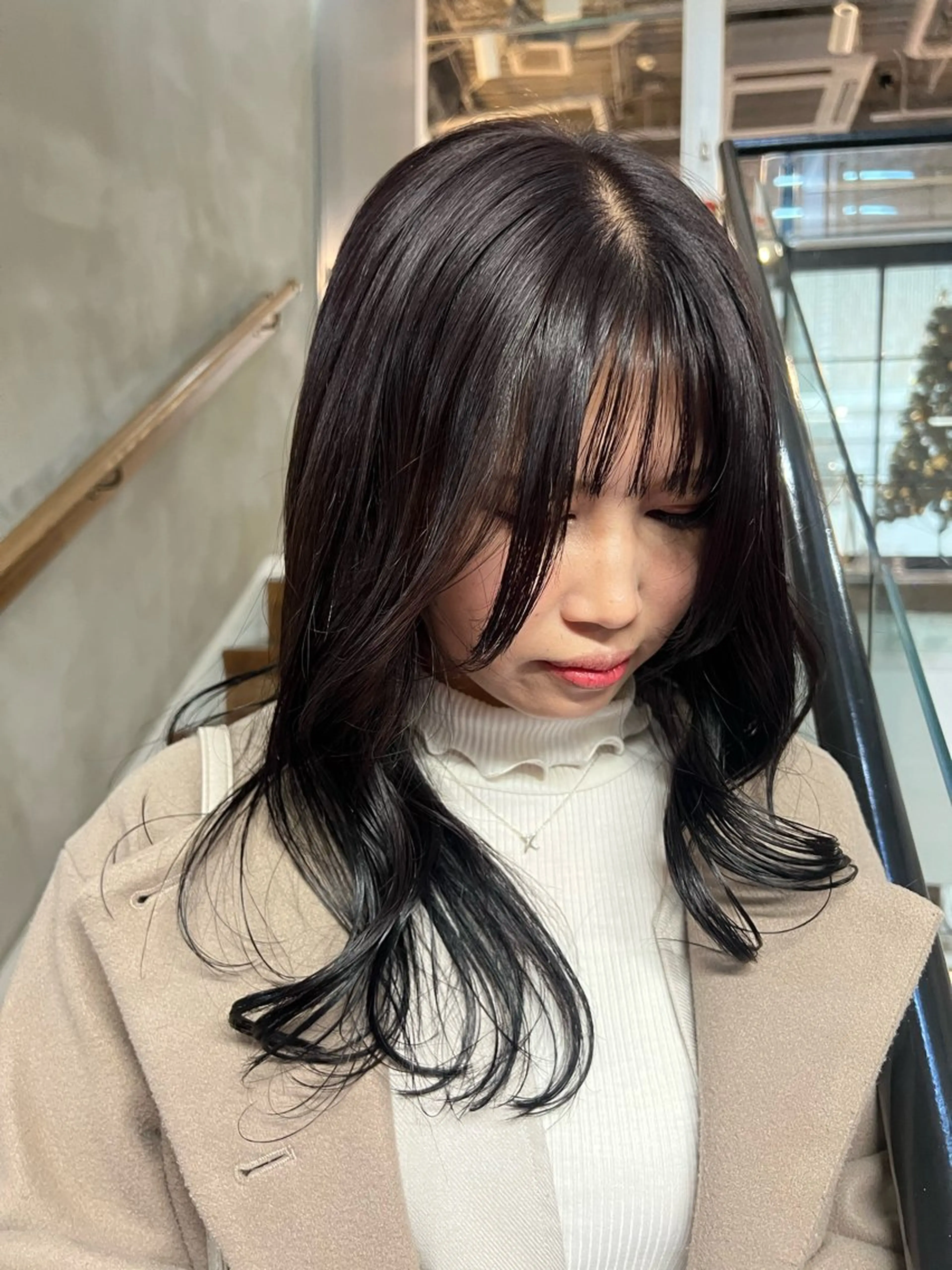 セミロング 韓国風ヘア ヘアカラー L'me TOKYO by　youres所属・shima. 艶カラー／髪質改善のヘアスタイル