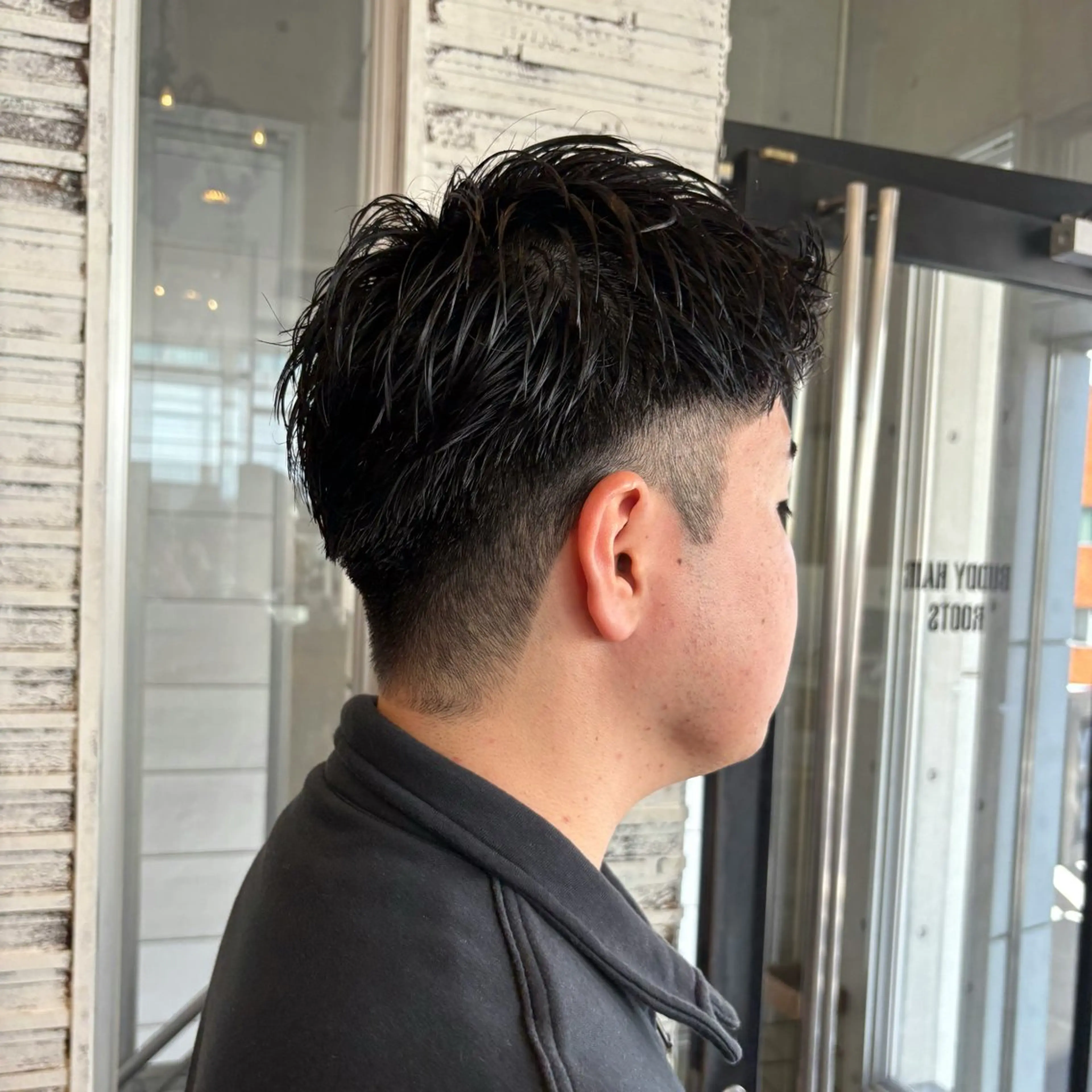 ショート メンズ スパイキーショート ショートヘア カット ✨艶ブリーチカラー✨ 酸性ストレート光太郎のヘアスタイル
