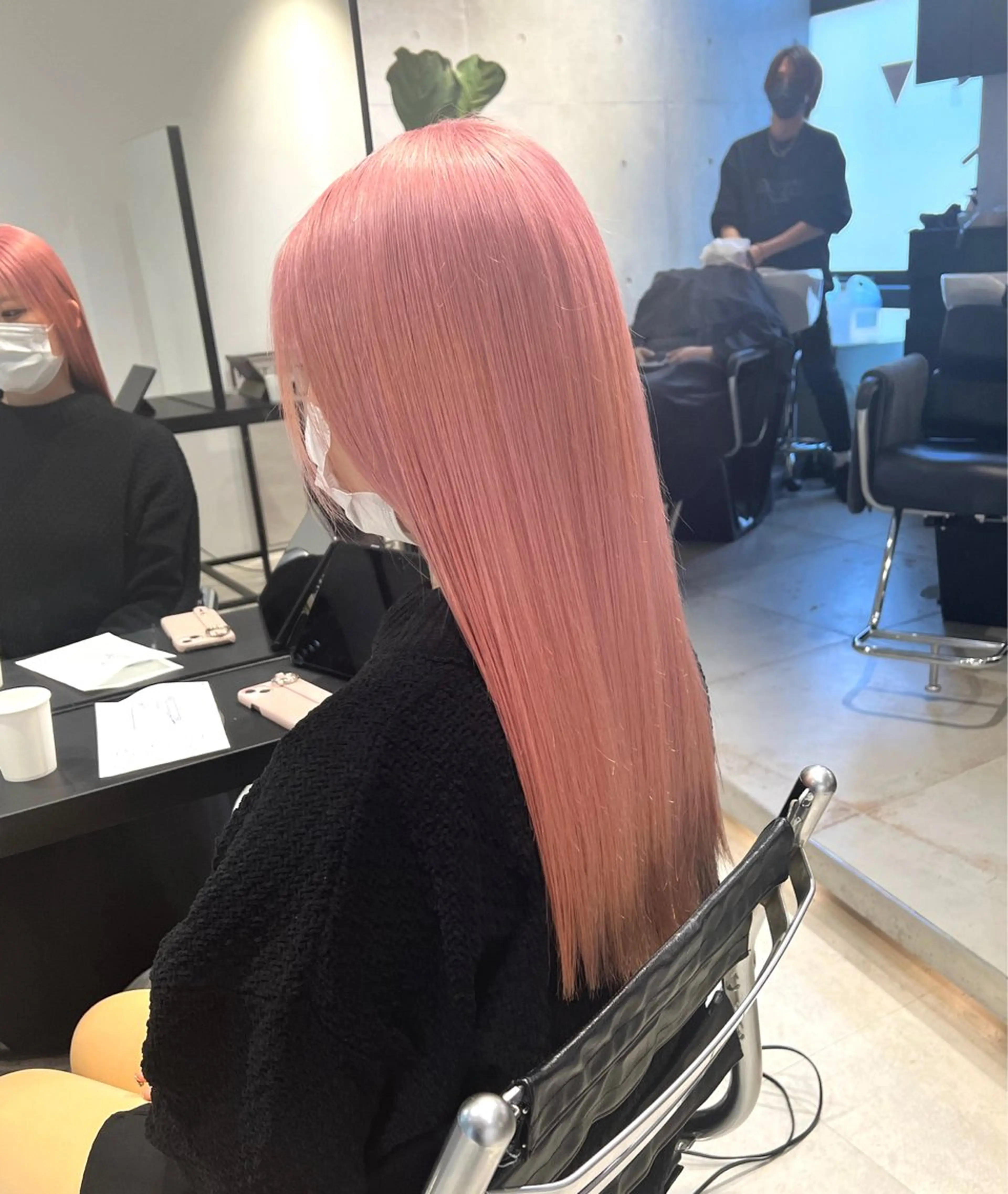 ロング カラー ベージュカラー ブリーチ ピンクカラー ピンクベージュ カット ヘアカラー トリートメント 透明感/艶カラー 🌿KANTA🌿のヘアスタイル