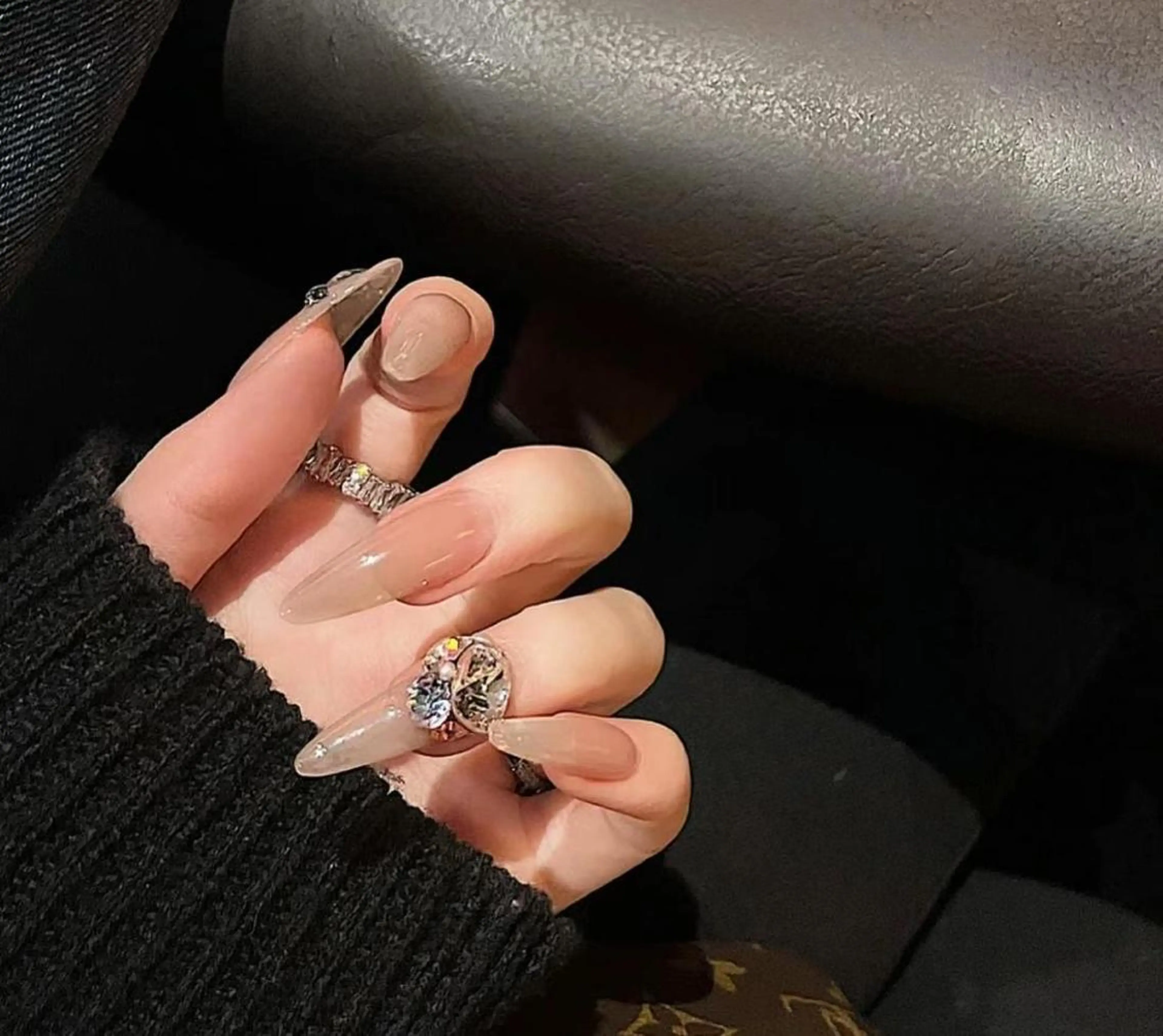 ネイル 長さ出し スカルプネイル GEM  the beautyのマツエク・マツパデザイン