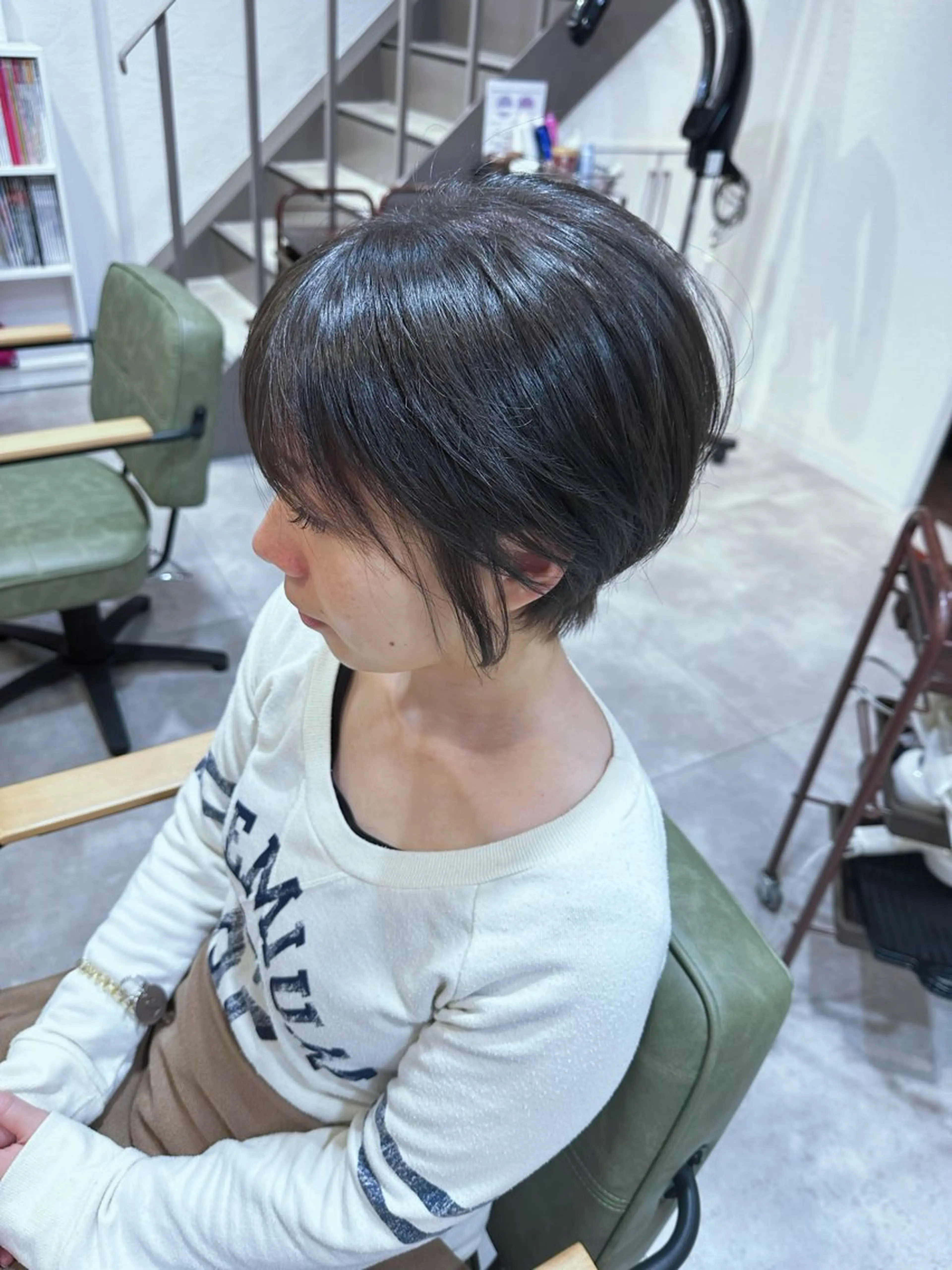 ショート desirbeaux 板垣鈴香のヘアスタイル