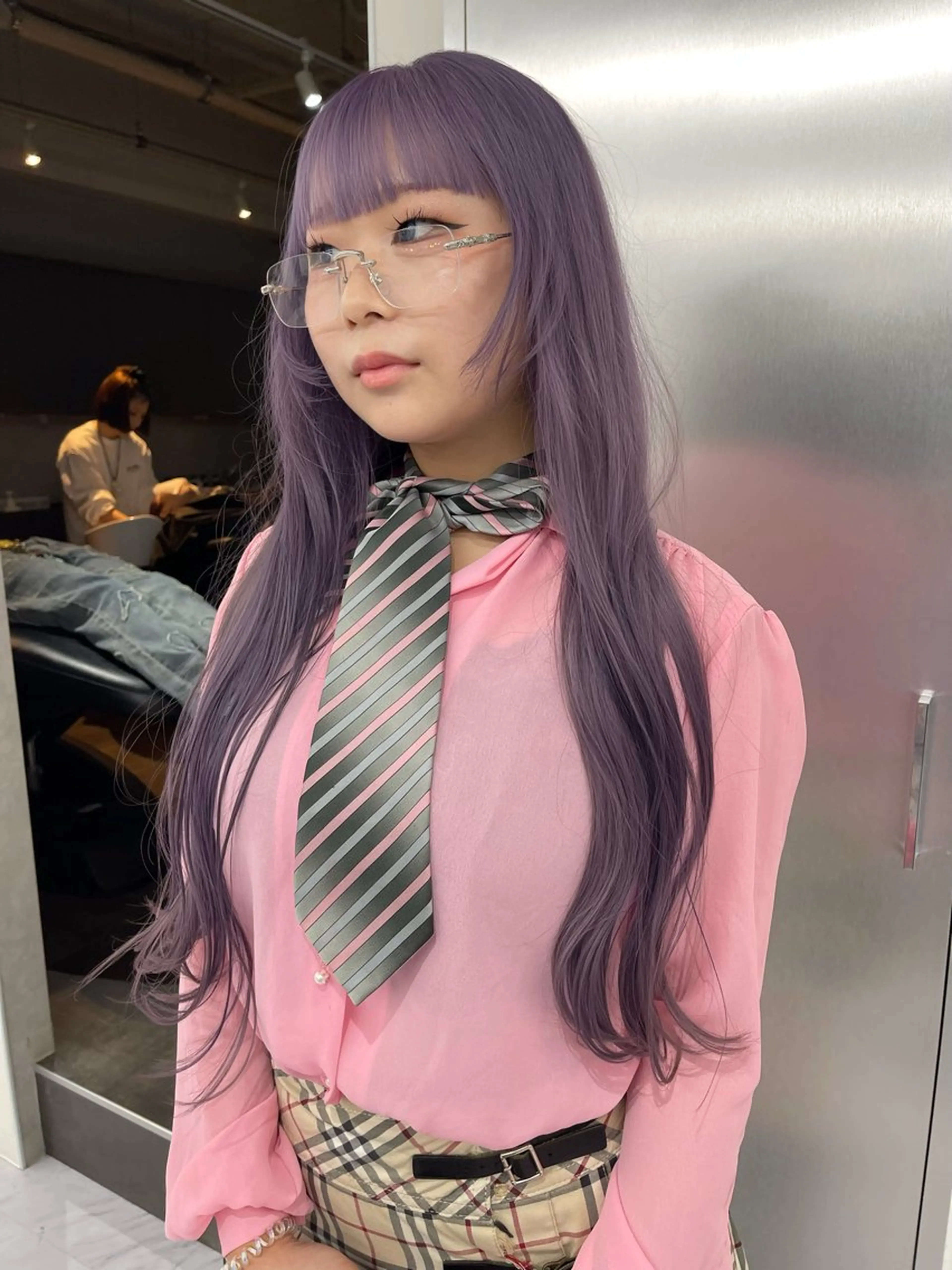 ロング カラー ベージュカラー ブリーチ ケアブリーチ デザインカラー ダブルカラー ヘアカラー トリートメント 宮崎　達也 ミルクティーベージュのヘアスタイル