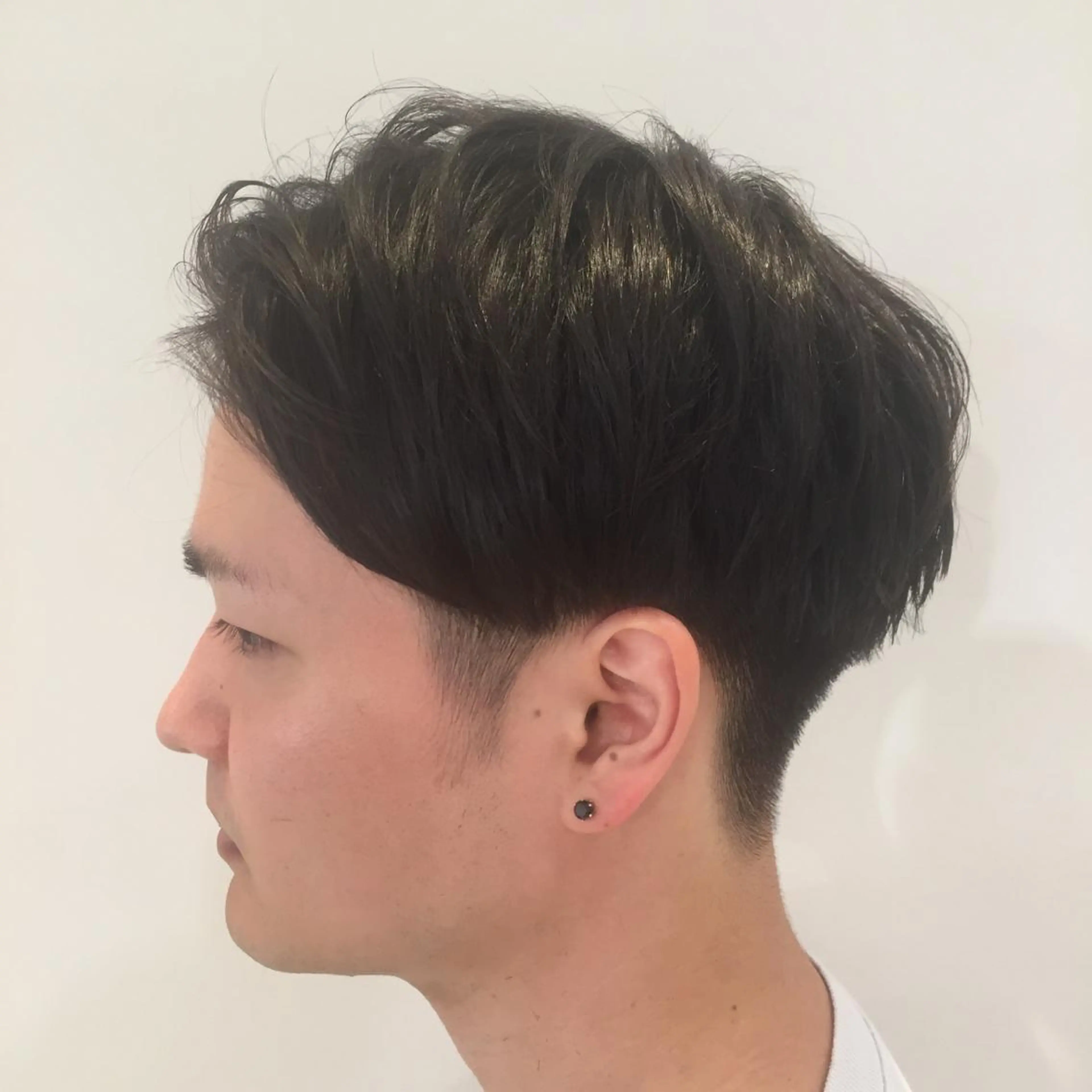 ショート GO TODAY SHAiRE SALON　下北沢店所属・冨永 志穂の眉毛・アイブロウイメージ