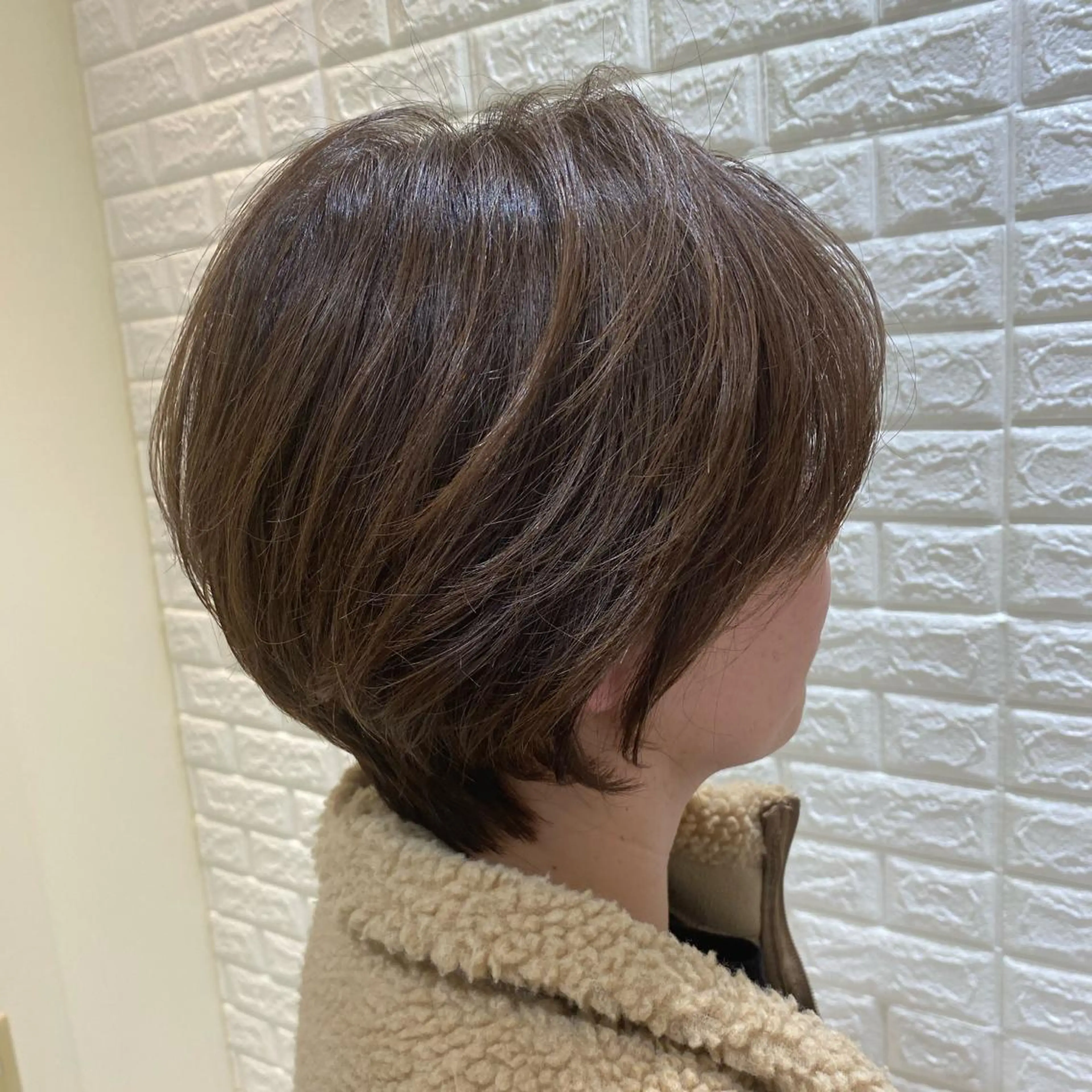 ショート カラー ベージュカラー ショートヘア カット ヘアカラー 岡田詩織 MODE Ks松原店のヘアスタイル