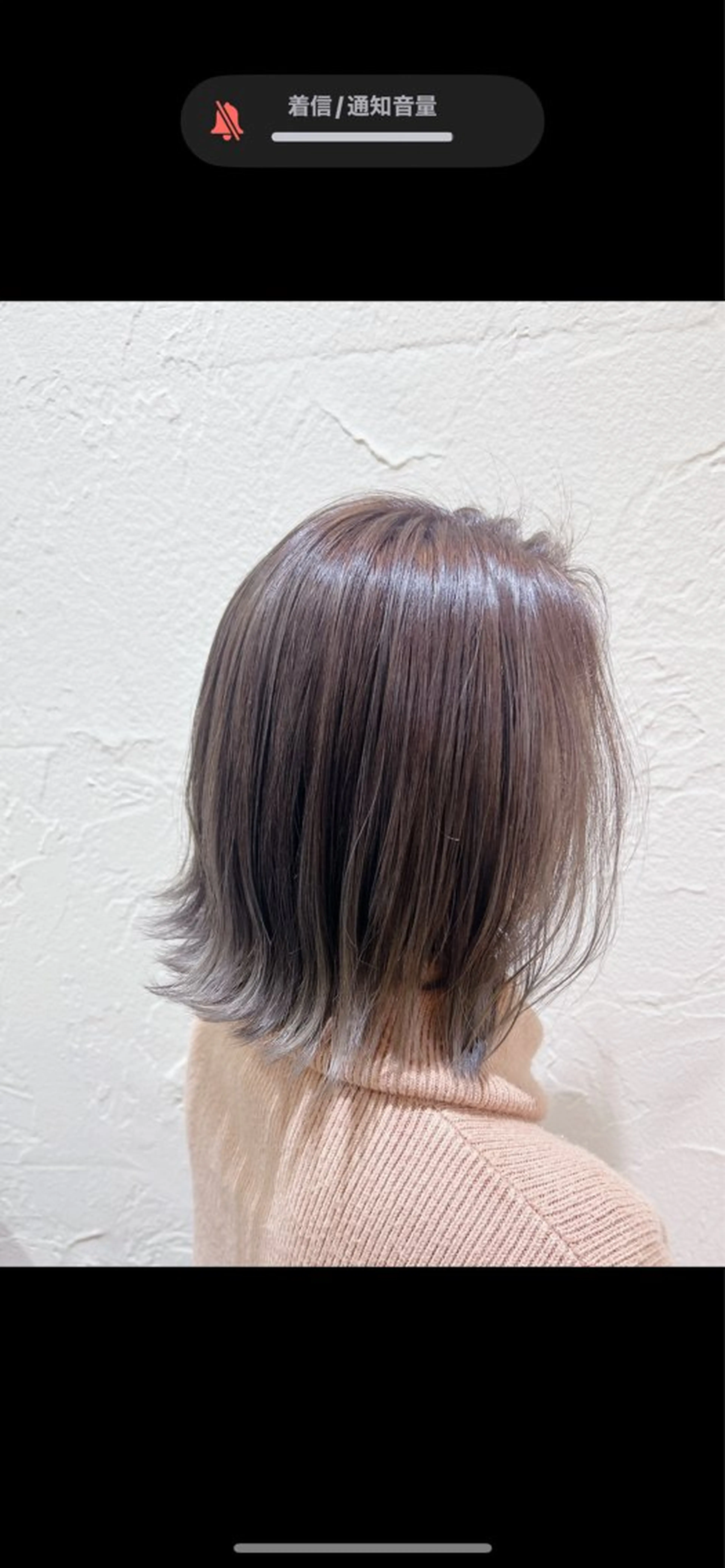 ショート ボブ ハイライト 外ハネヘア 井上 萌のヘアスタイル