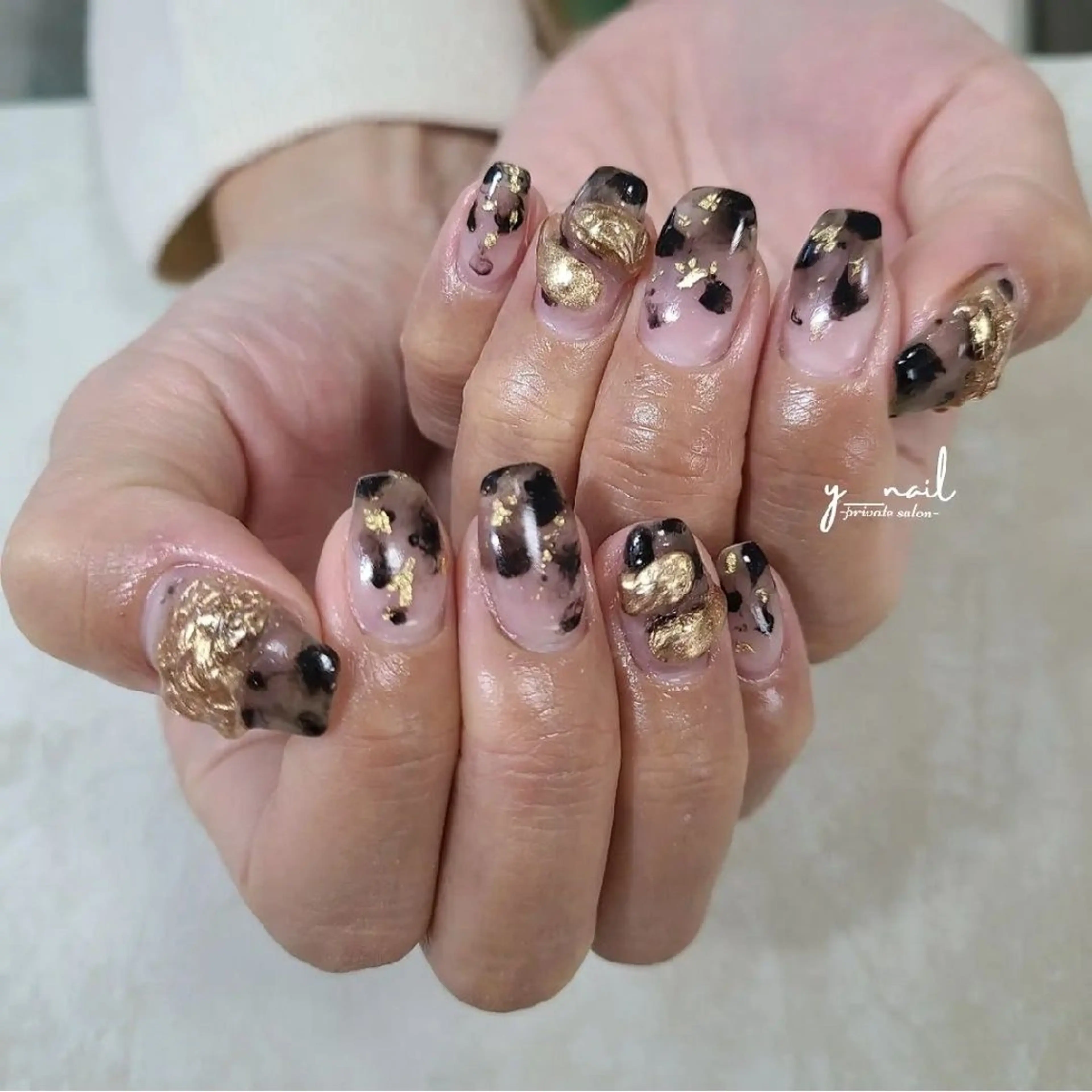 ネイル y ___nailのネイルデザイン