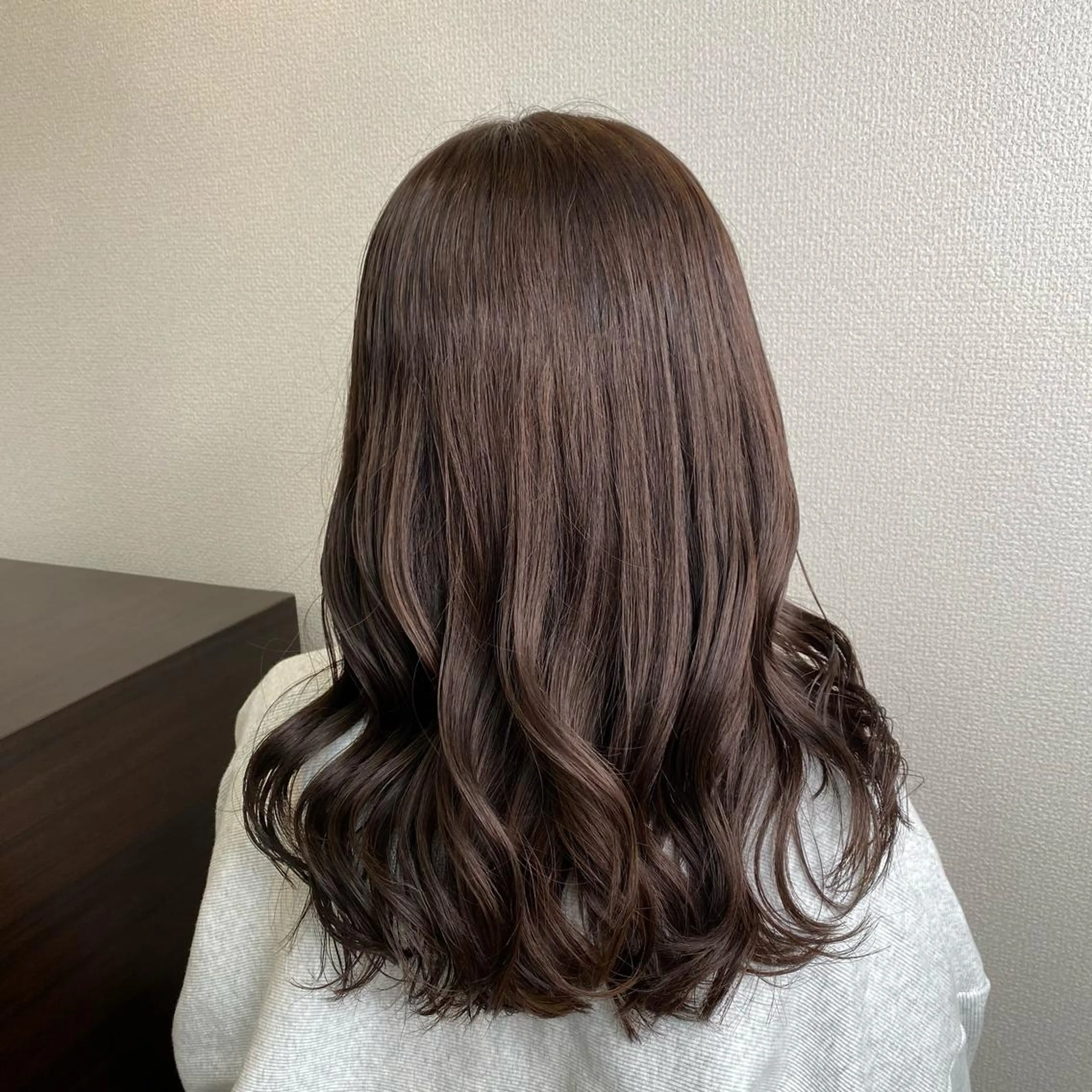 セミロング カット ヘアカラー SALOWIN 原宿ILSalice所属・ナチュラル特化 低価格/ＪＯのヘアスタイル