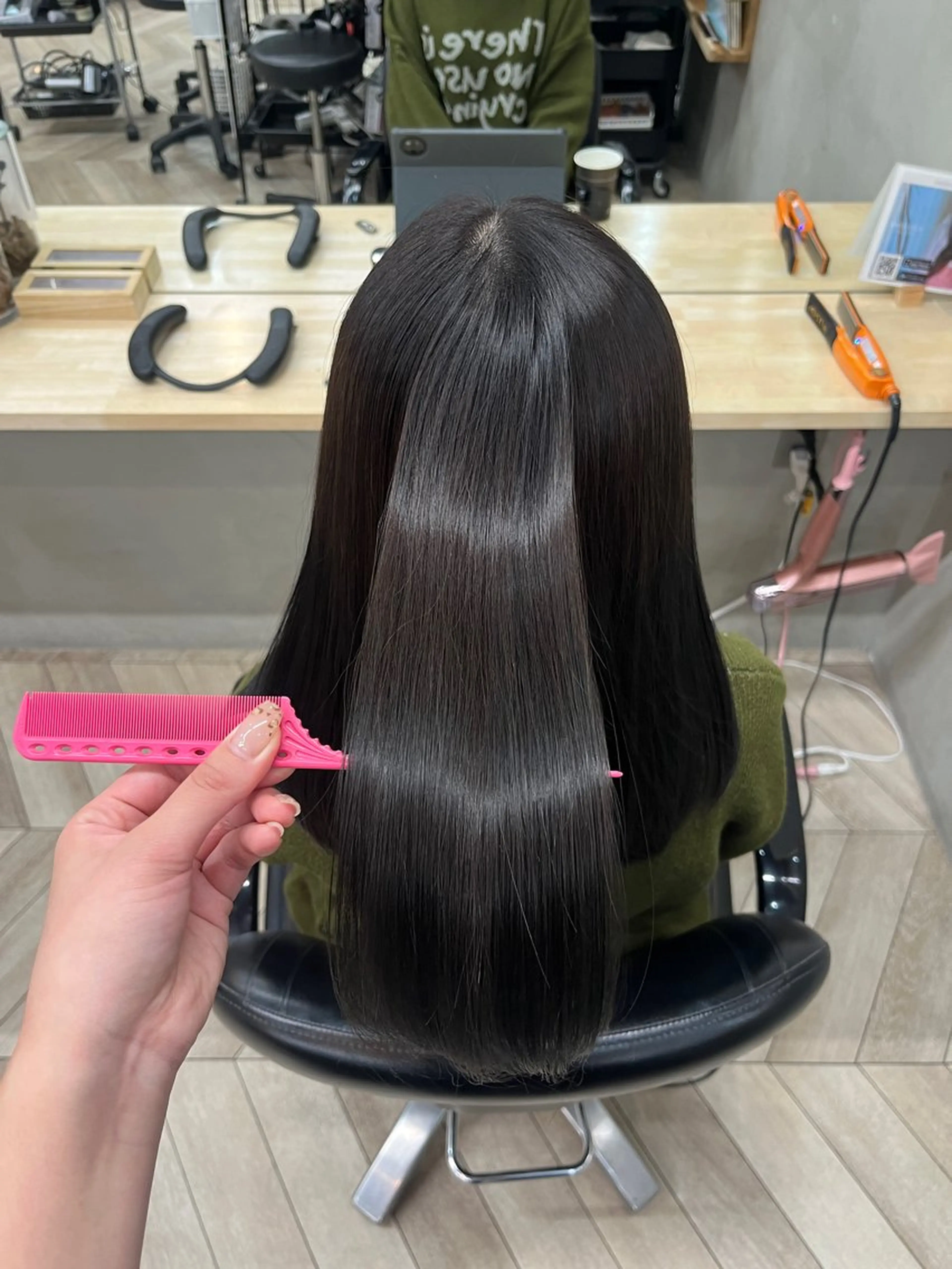 カラー グレージュ カット ヘアカラー 田中 萌のヘアスタイル