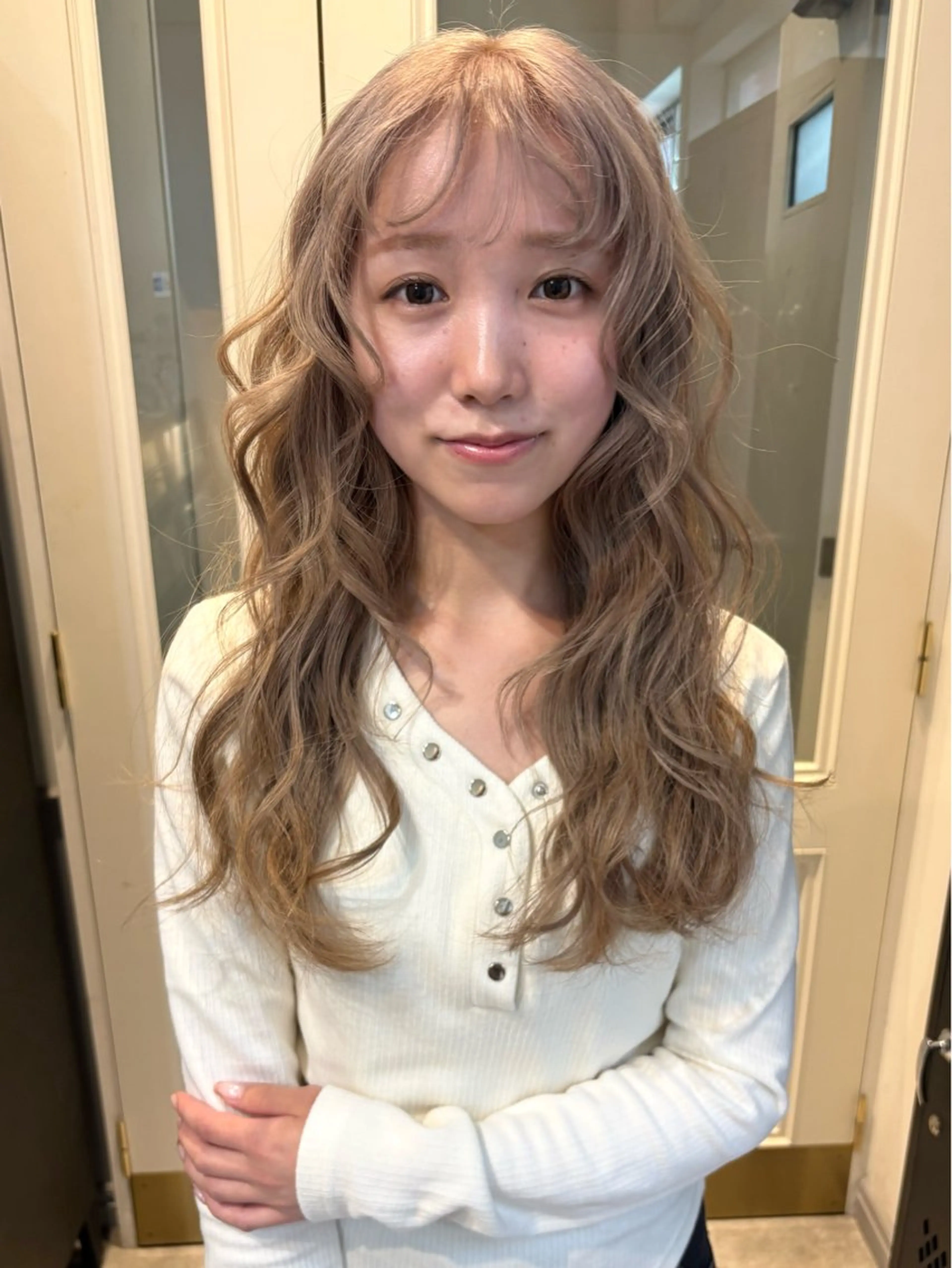 【人気No.1👸🏼💖】カット ＋ ケアブリーチ1回(処理剤込み) ＋ カラーの写真
