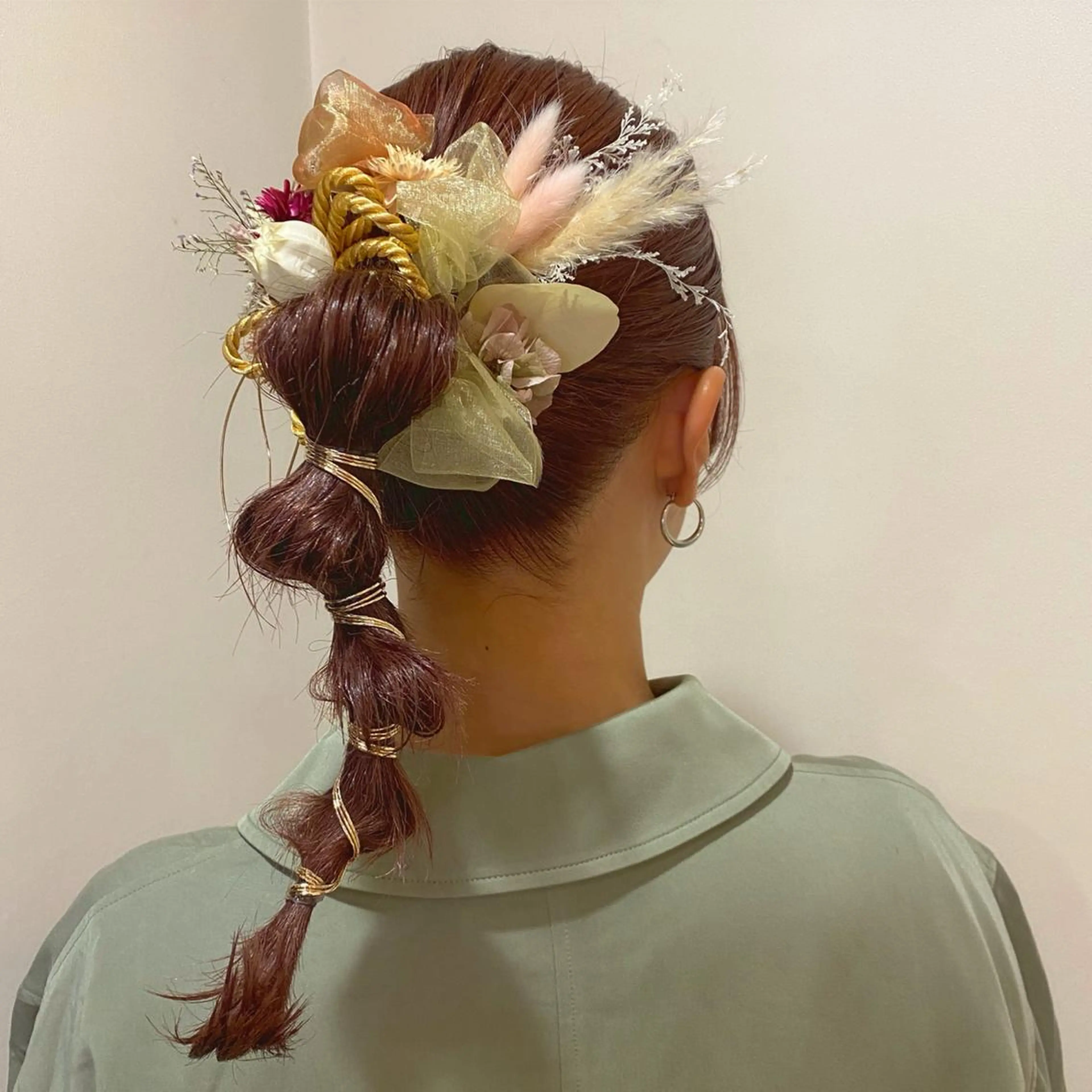 ヘアアレンジ 卒業式のヘアスタイル 顔まわり‎🤍小顔 カット🤍みさきのヘアスタイル