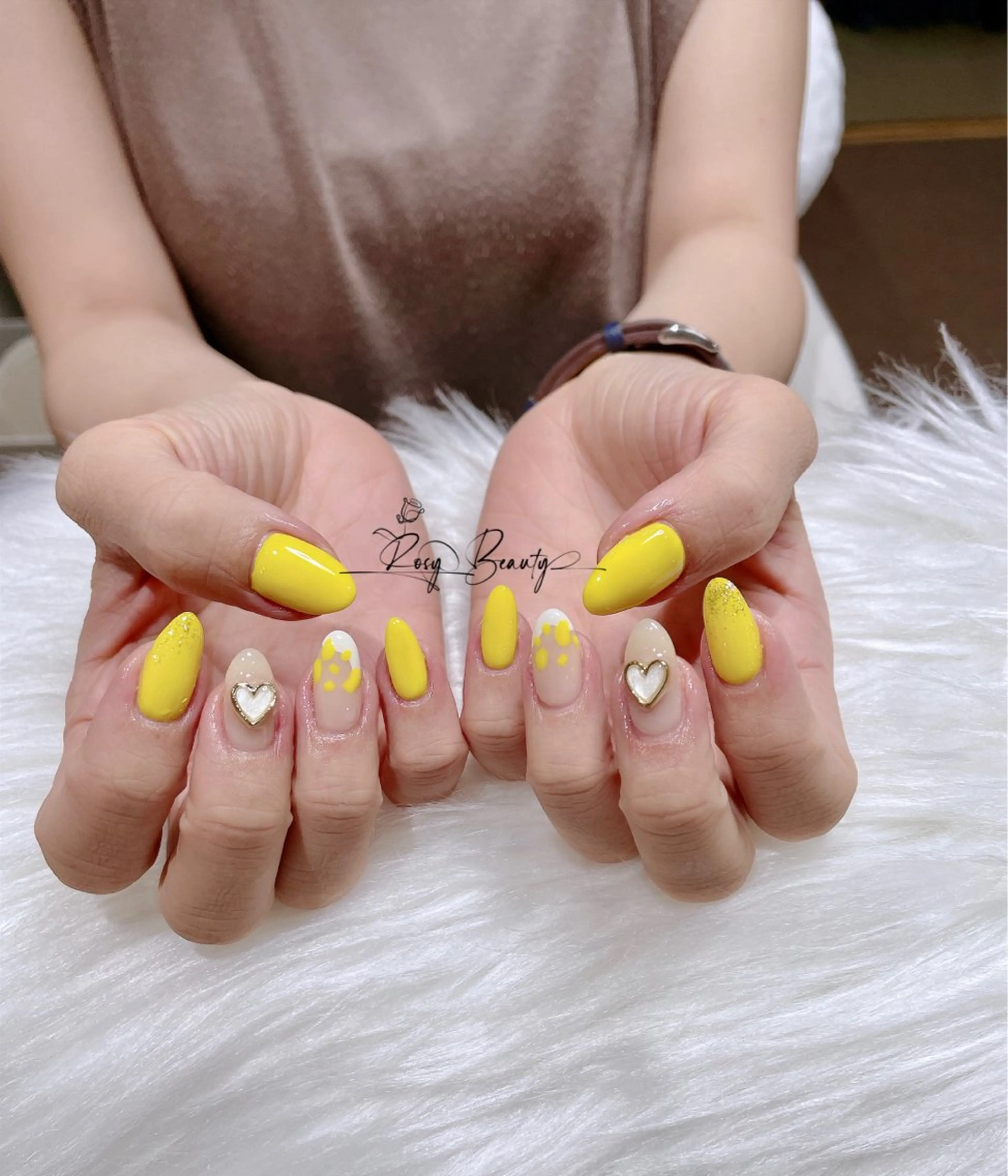 ネイル ハンドネイル RosyBeauty Salon所属・RosyBeauty Salonのネイルデザイン