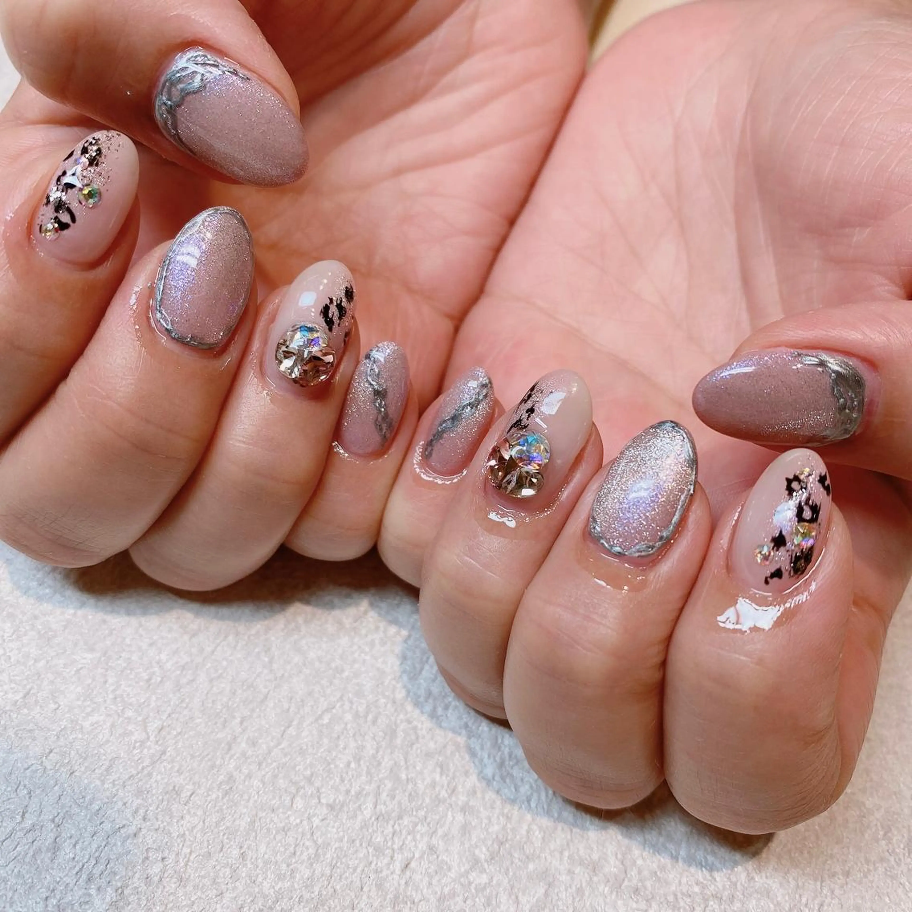 ネイル among アマン所属・lecoa_ kana／amongのネイルデザイン