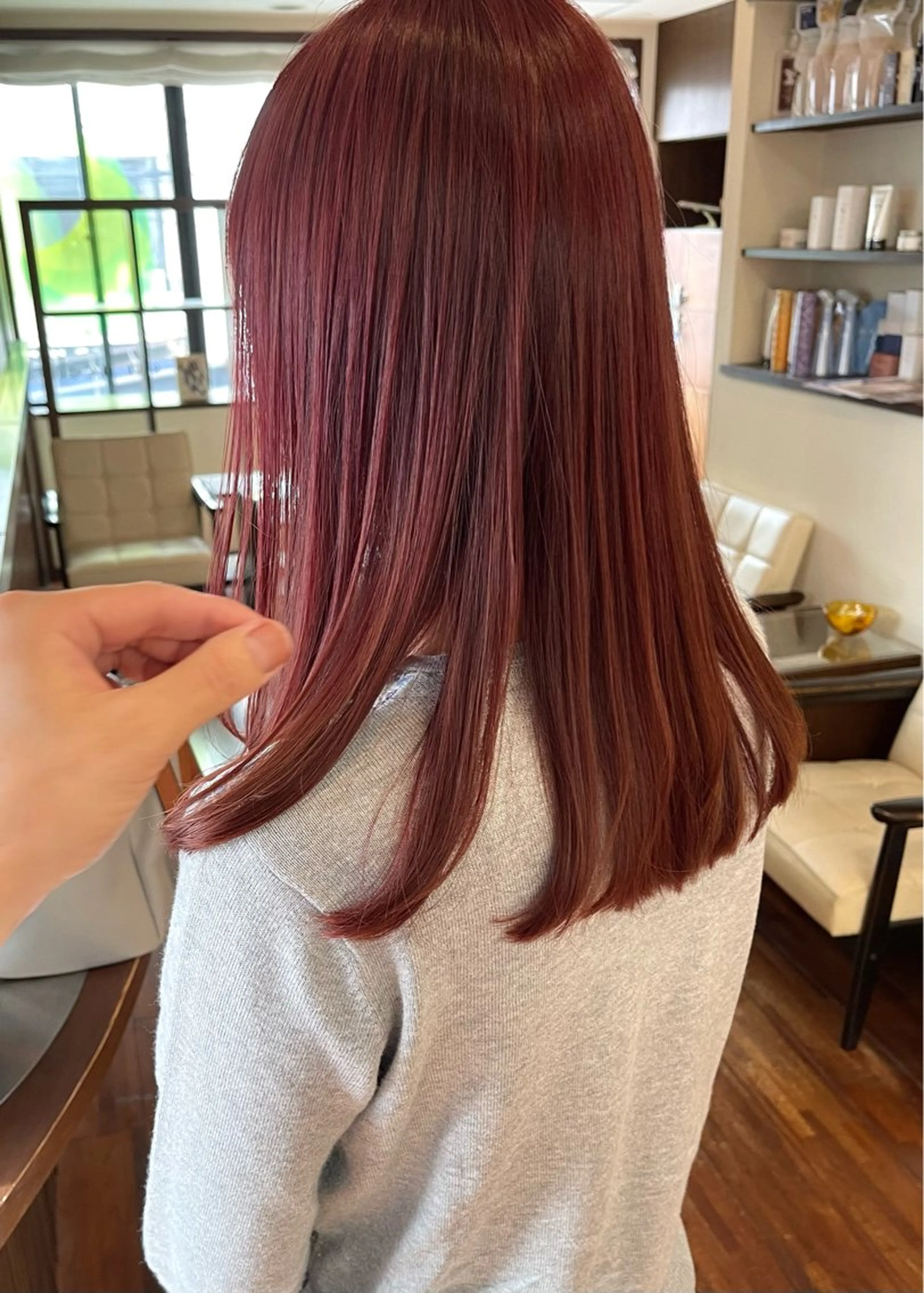 セミロング カラー ブリーチ ブラウンカラー ダブルカラー ブリーチなしカラー レッドカラー ヘアカラー トリートメント 髪質改善ｶﾗｰ ｹｱﾌﾞﾘｰﾁ/ﾀﾑのヘアスタイル