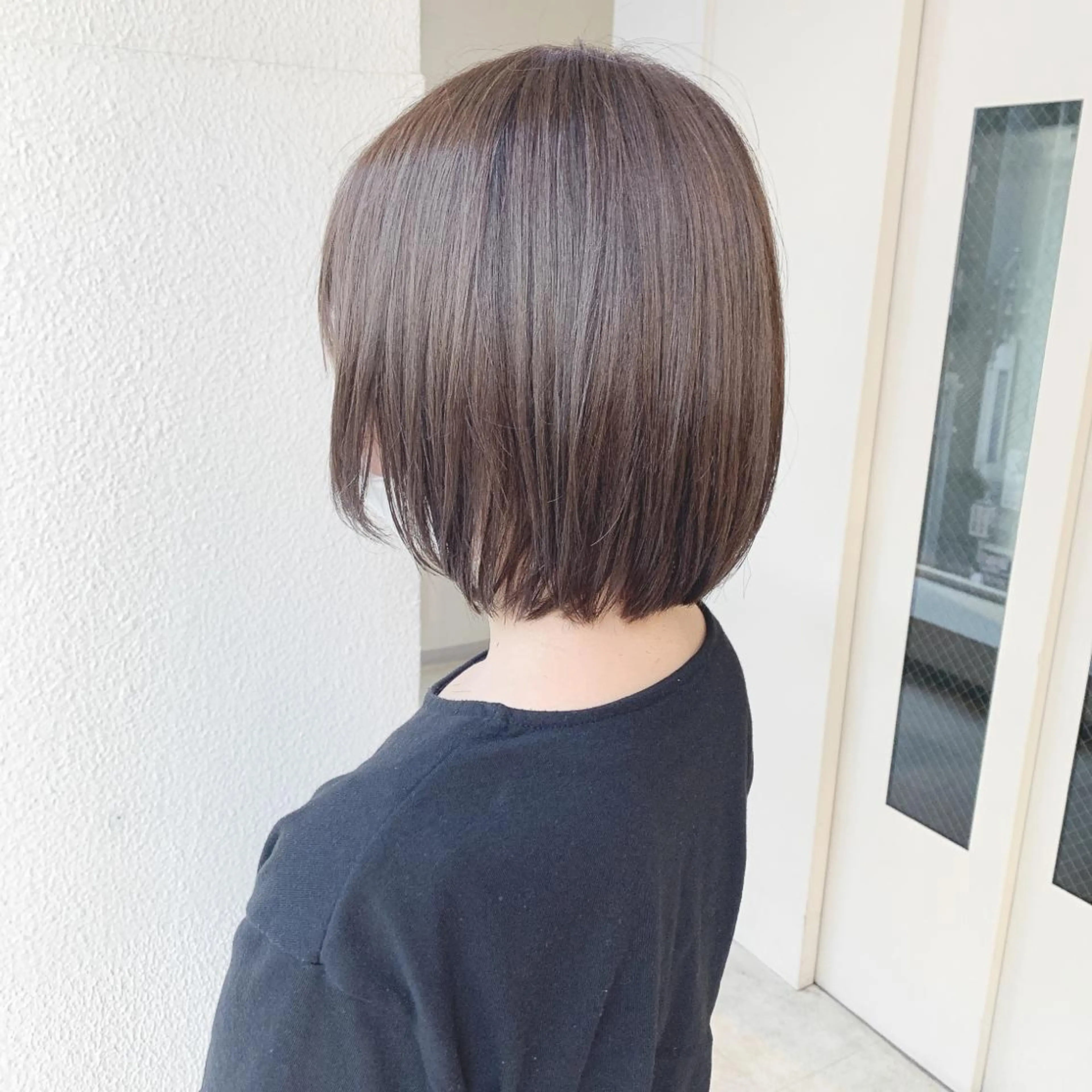 ショート カラー カット ヘアカラー トリートメント 小泉 葵のヘアスタイル