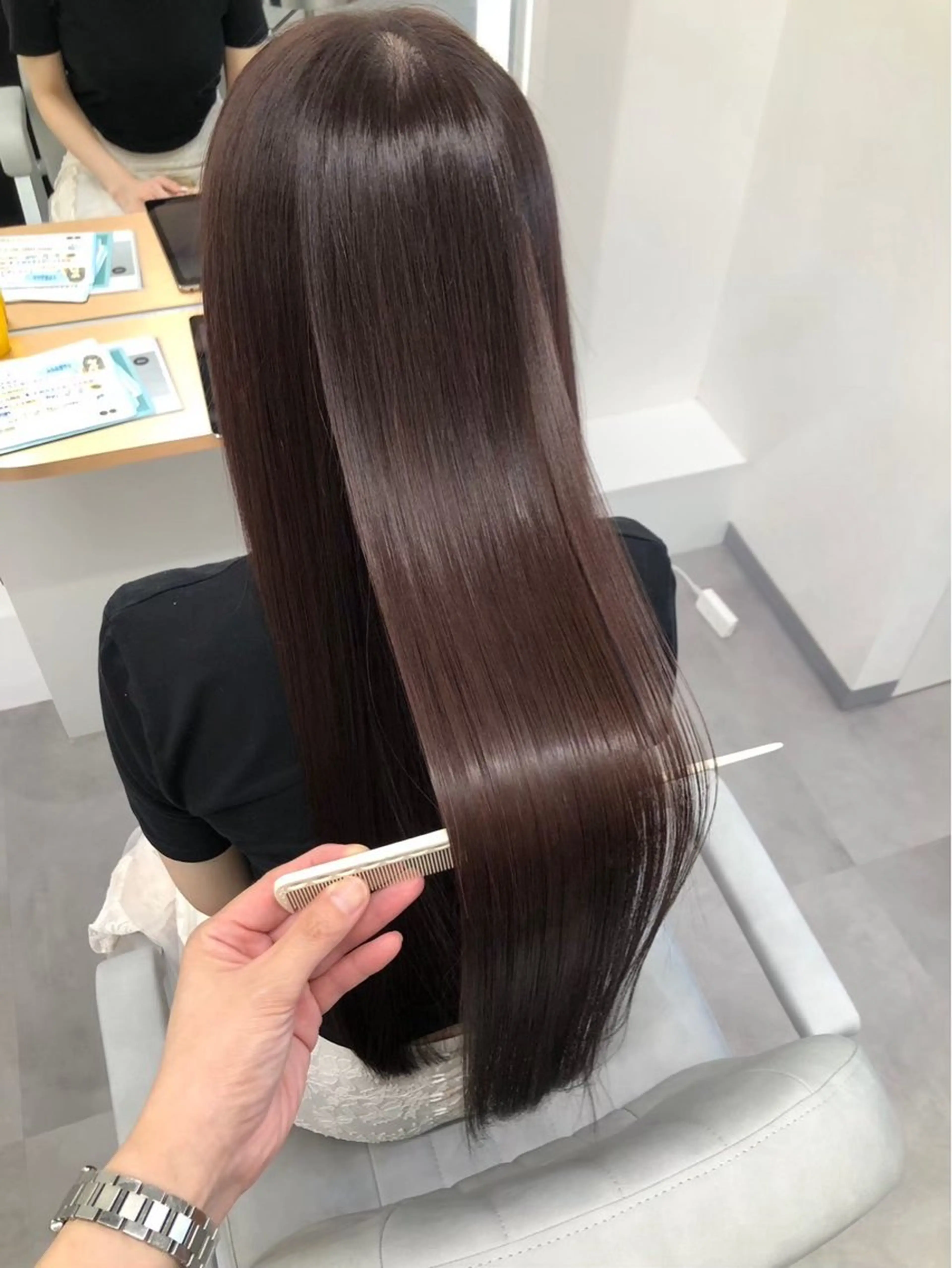 ロング 縮毛矯正 上川 柚綺のヘアスタイル
