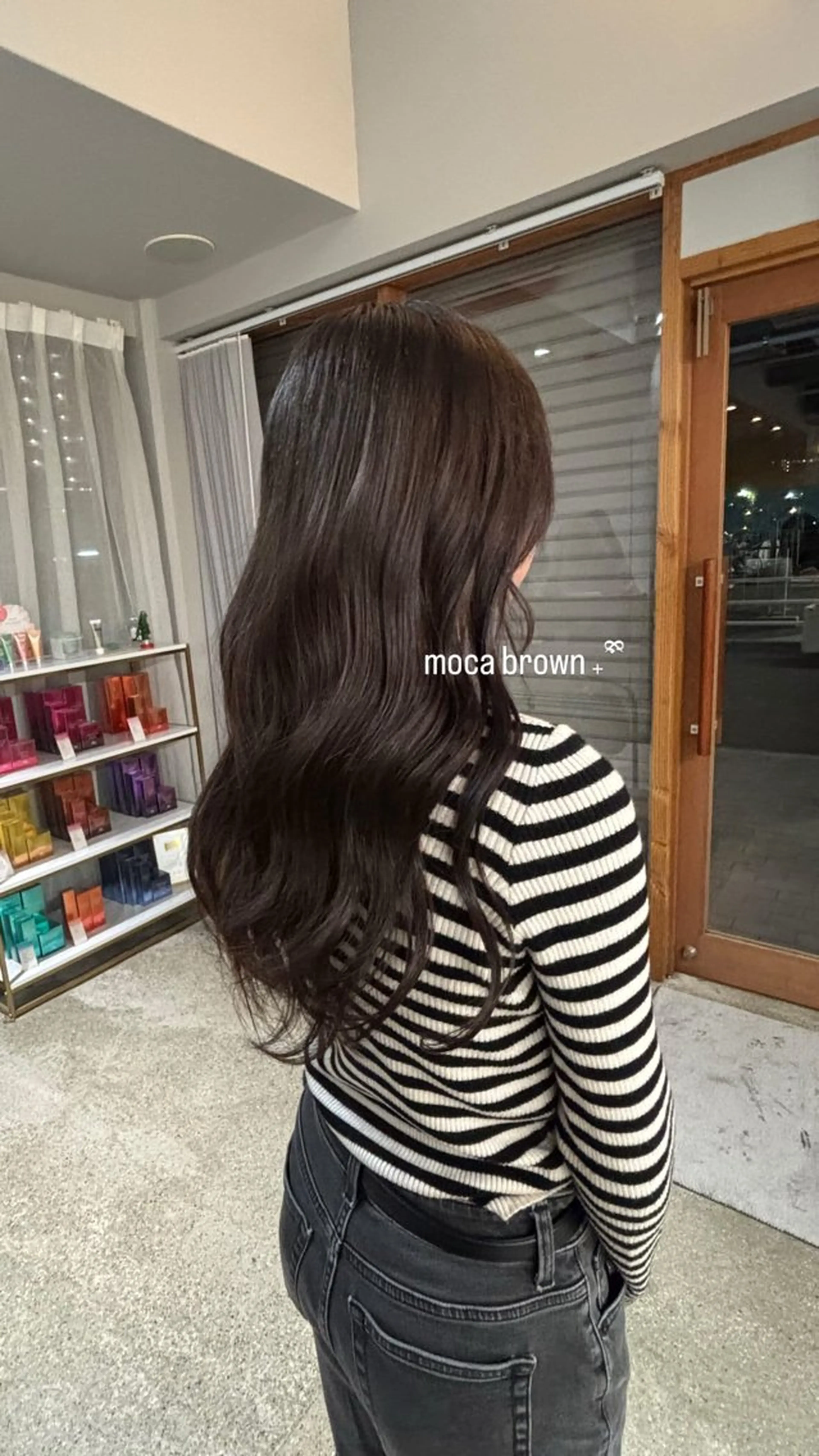 ロング ヘアカラー cipre 萌乃のヘアスタイル