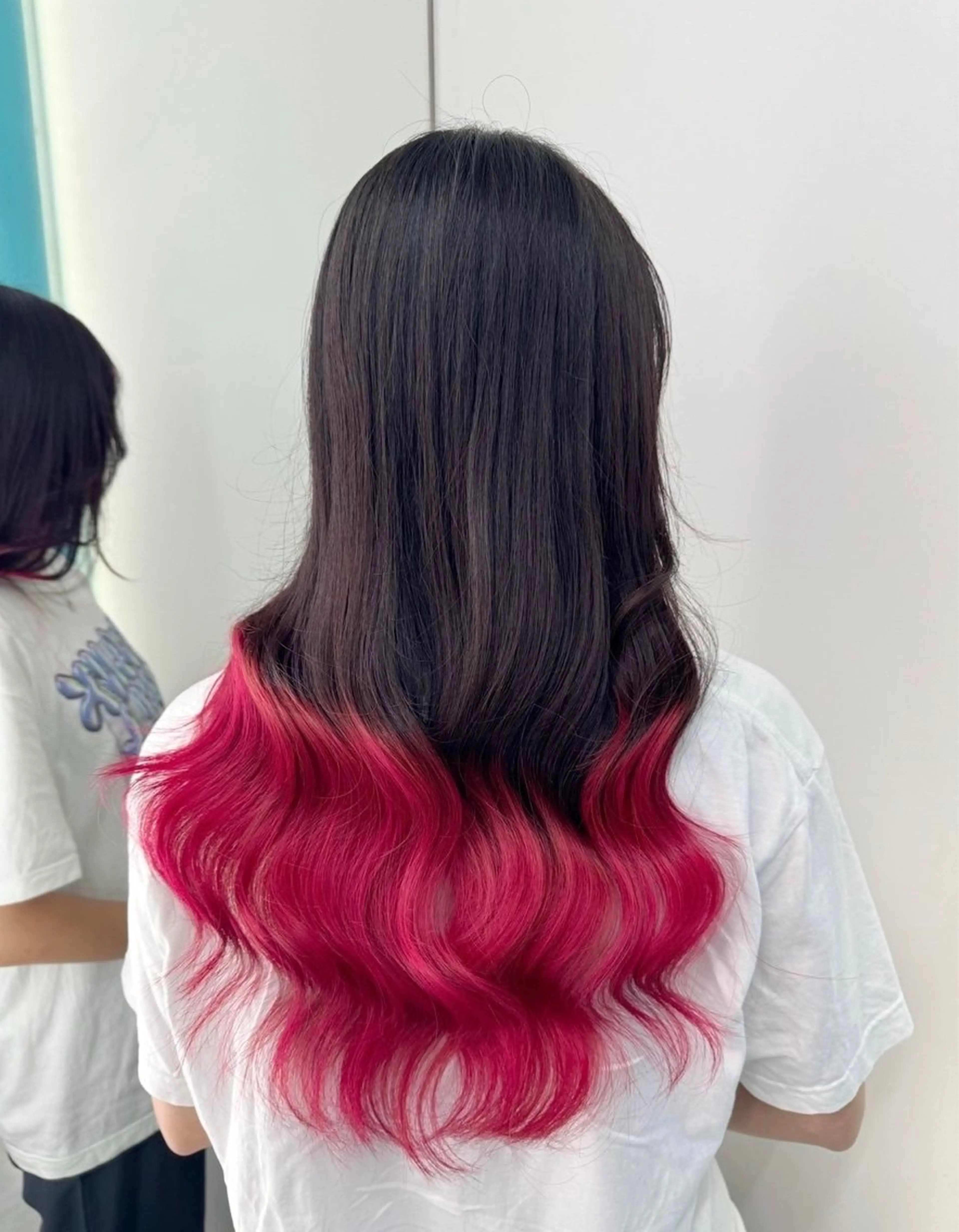 ロング カラー デザインカラー ハイトーンカラー TACE新宿所属・tace新宿 めいのヘアスタイル