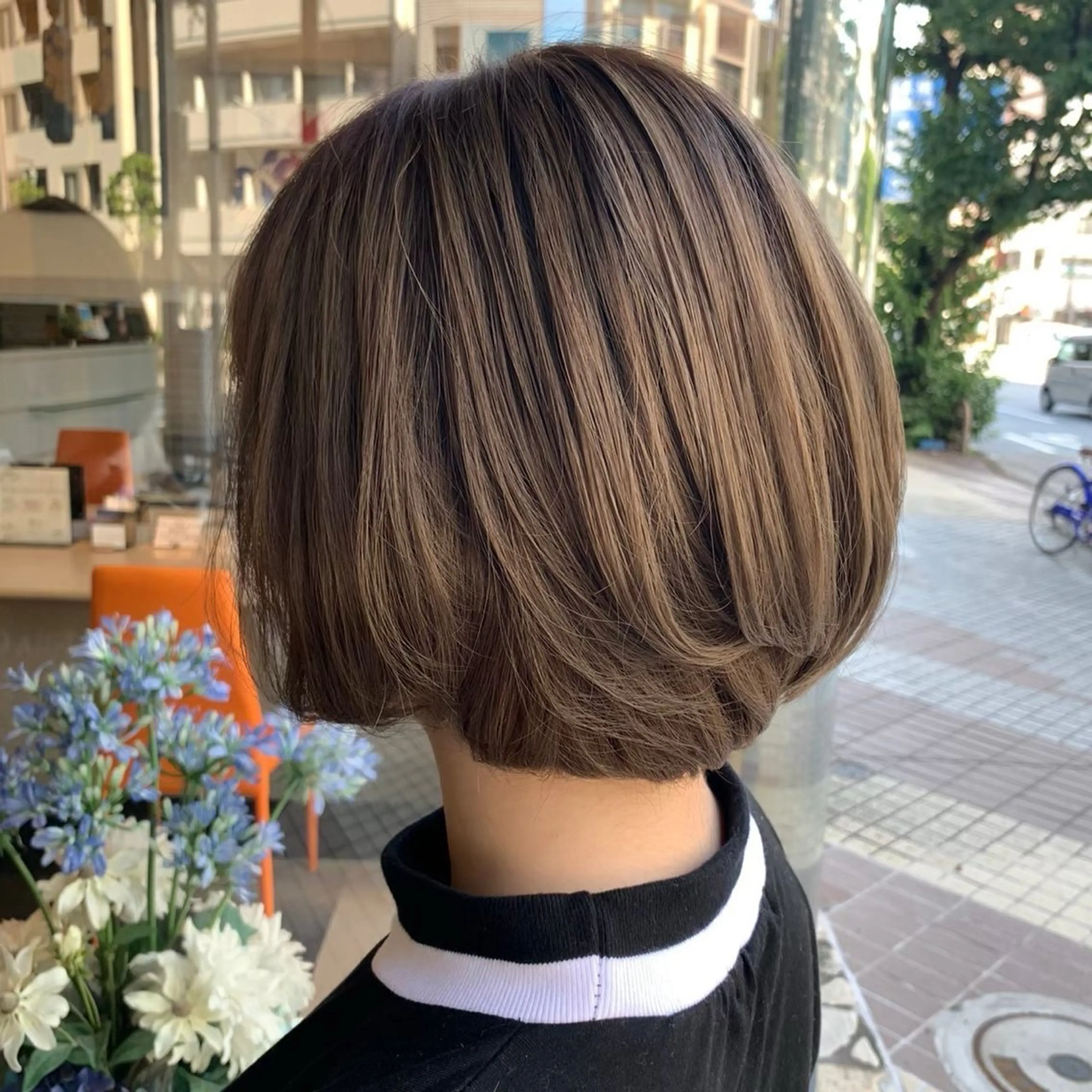 ミディアム カラー MESSA Raffinato所属・岩永 知衣のヘアスタイル