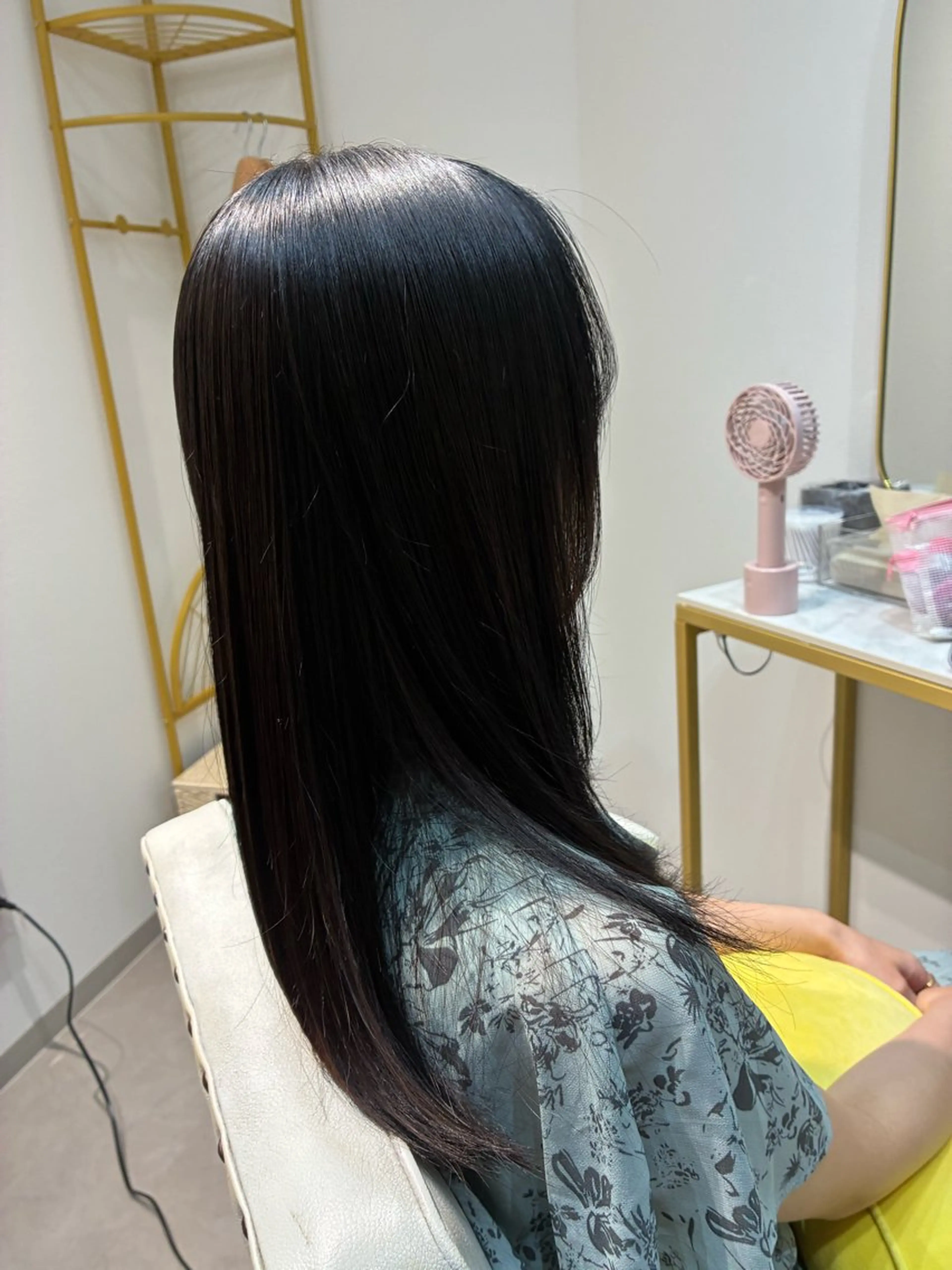 セミロング セミロングパーマ ボブ ハイライト 髪質改善 韓国風ヘア 縮毛矯正 トリートメント The Apartment of Solon Citta 船橋609所属・髪質改善/縮毛矯正/ 美髪/個室/ハラのヘアスタイル