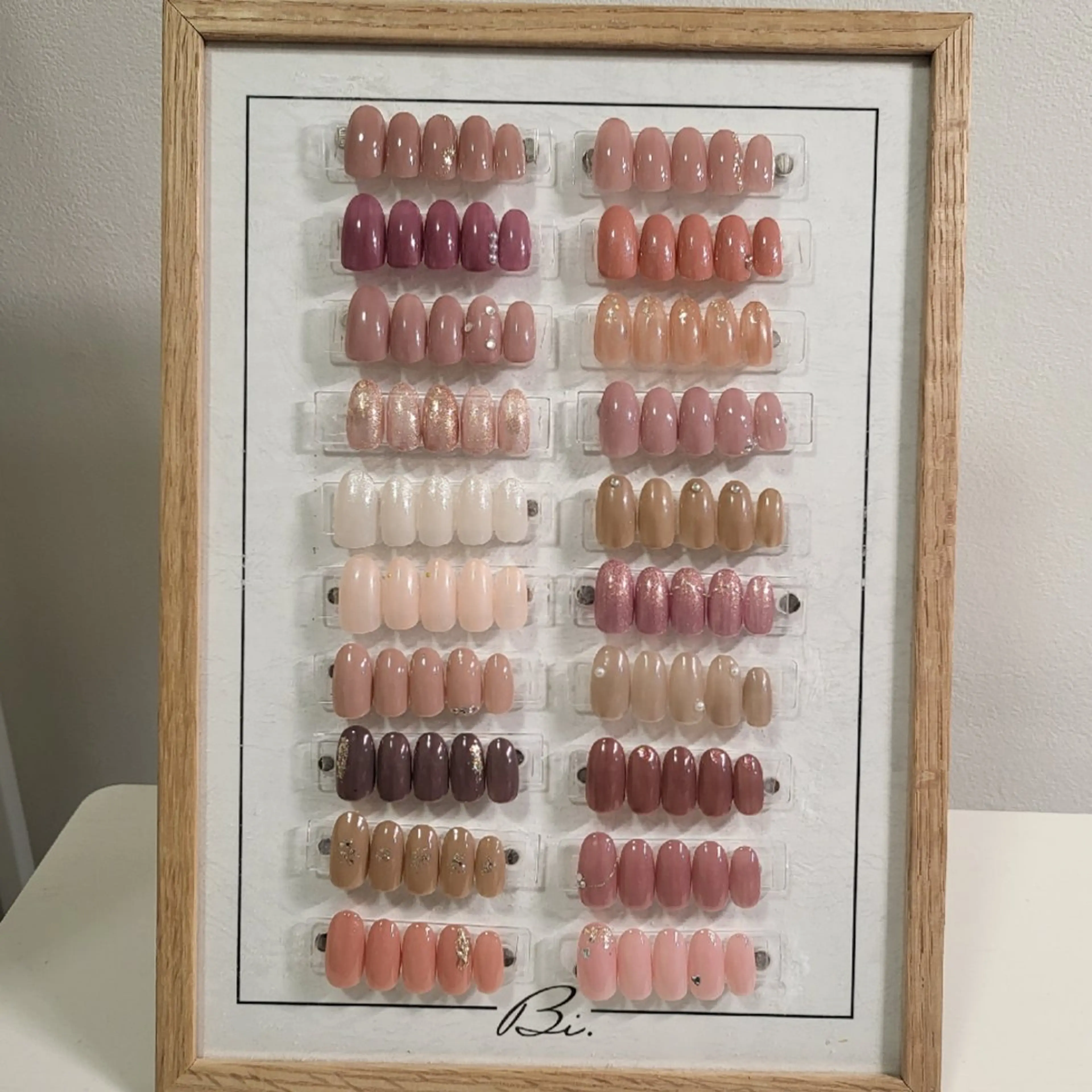 ネイル オフィスネイル SalonBi / Aikaのネイルデザイン