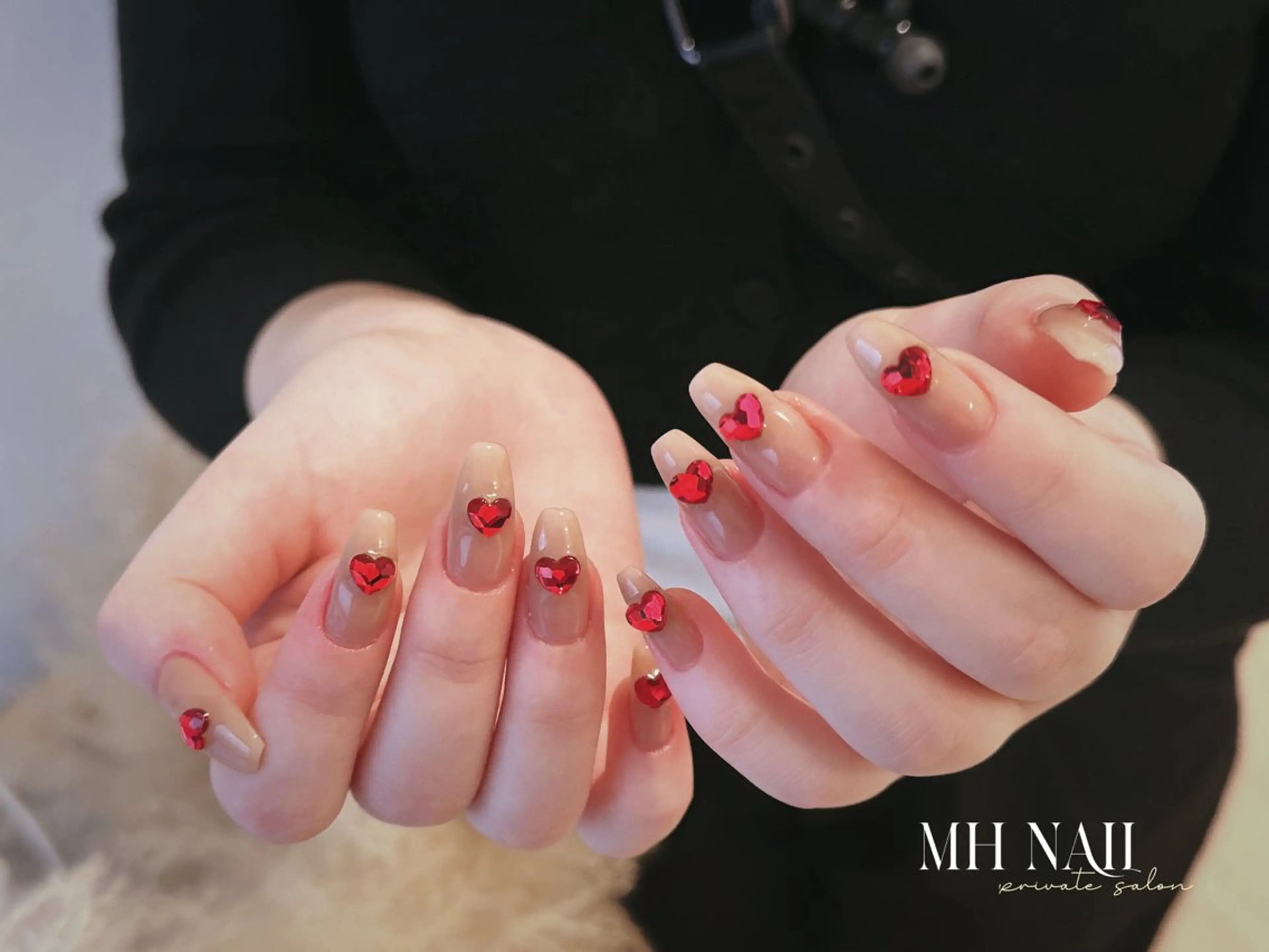 ネイル ハンドネイル MH Nailのネイルデザイン