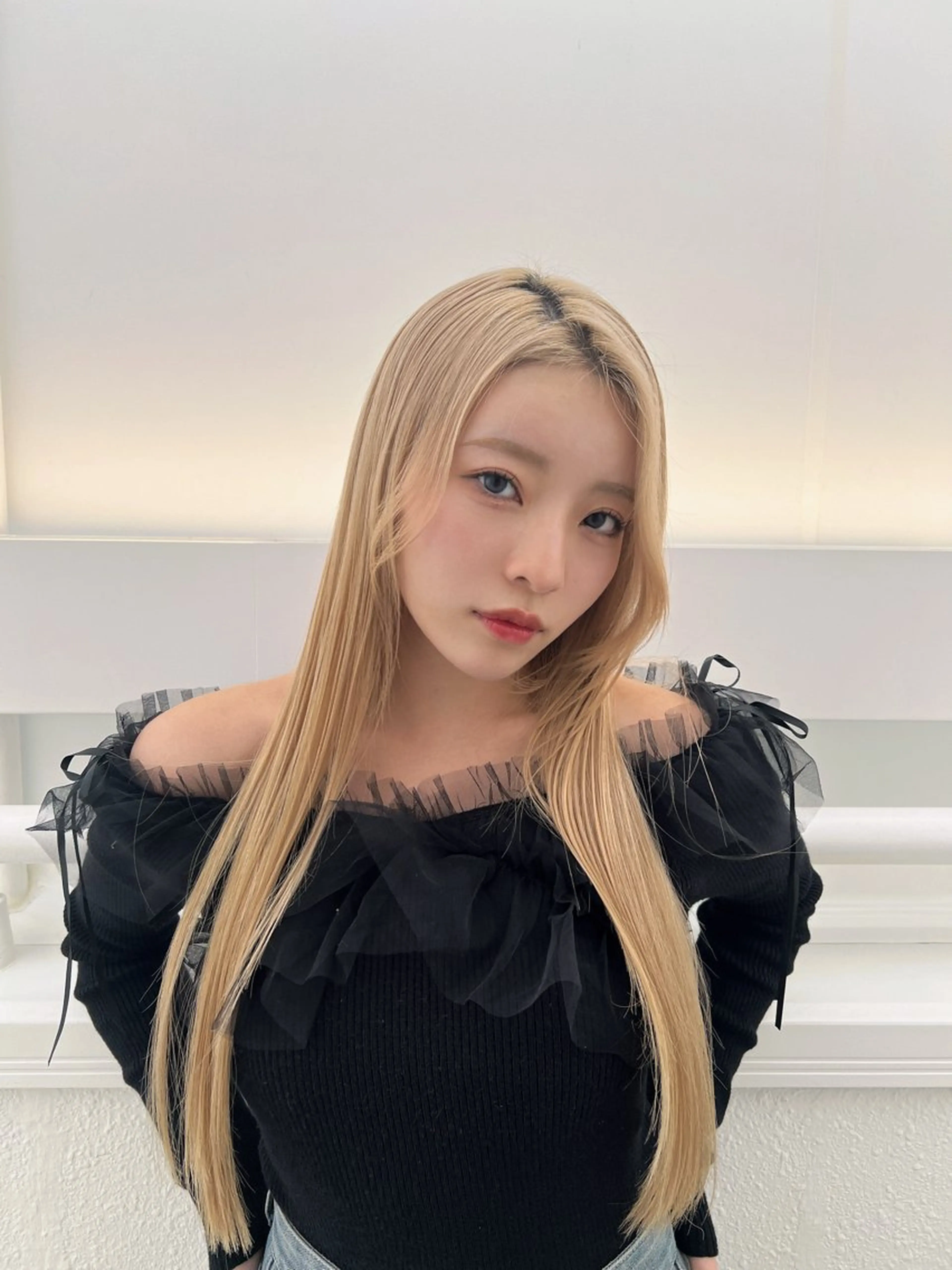 セミロング カラー ブリーチ ブロンド 透明感カラー ハイトーンカラー 外国人風カラー カット ヘアカラー 原宿/美髪カラー 🫧TAISEIのヘアスタイル