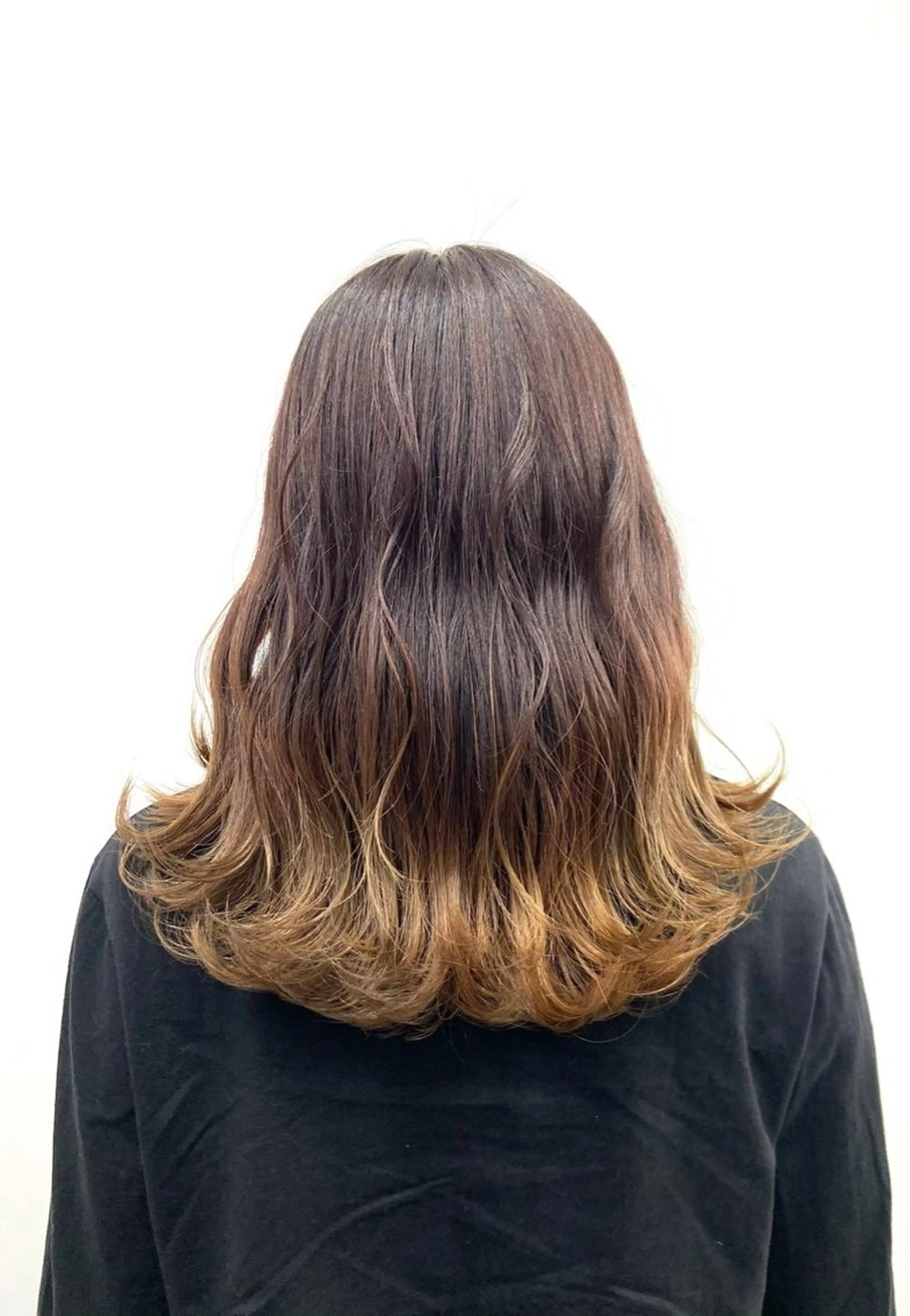 セミロング カラー パーマ amble luxe 髪質改善 💕のヘアスタイル