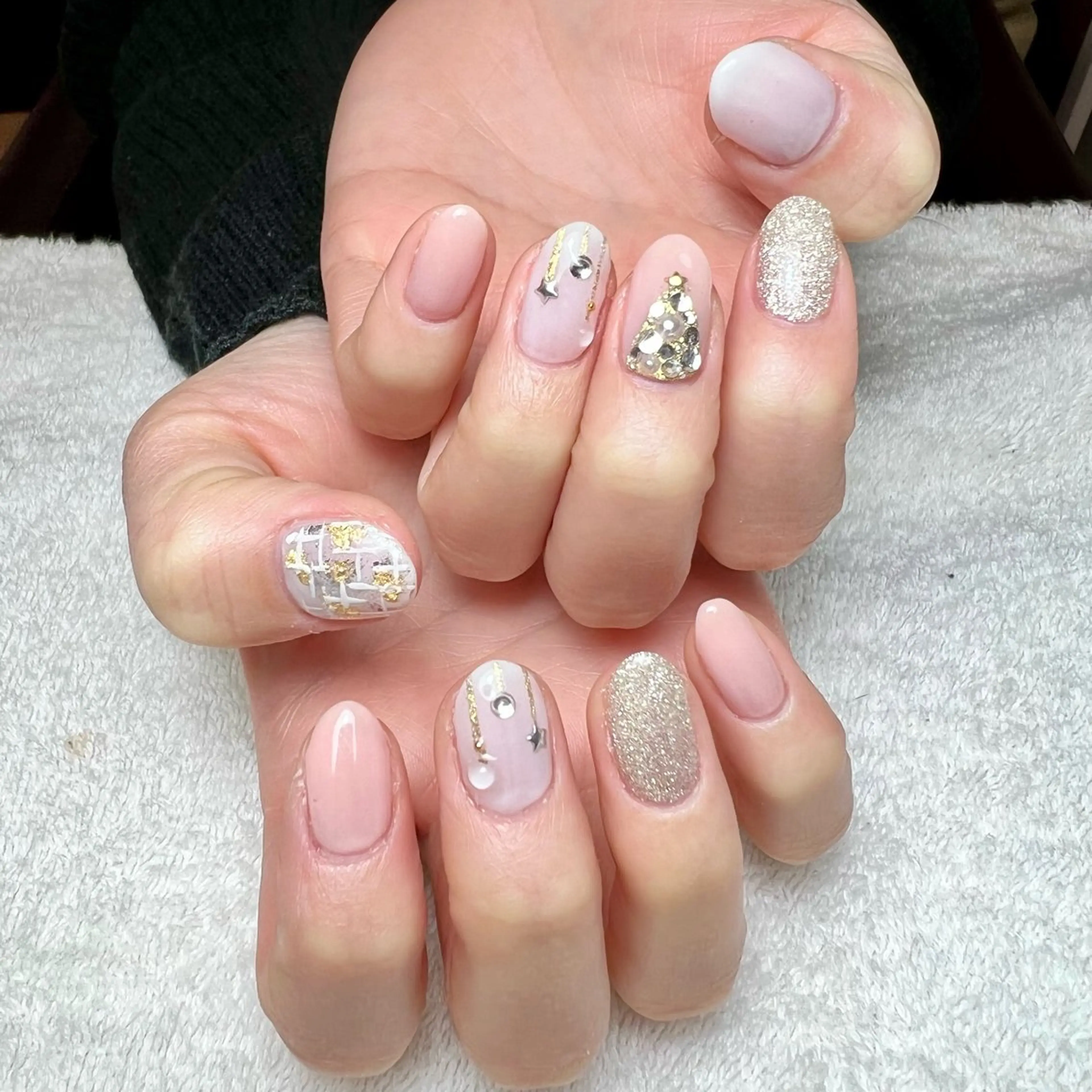 ネイル 冬ネイル ハンドネイル COCO+所属・COCO +のエステ・リラクイメージ