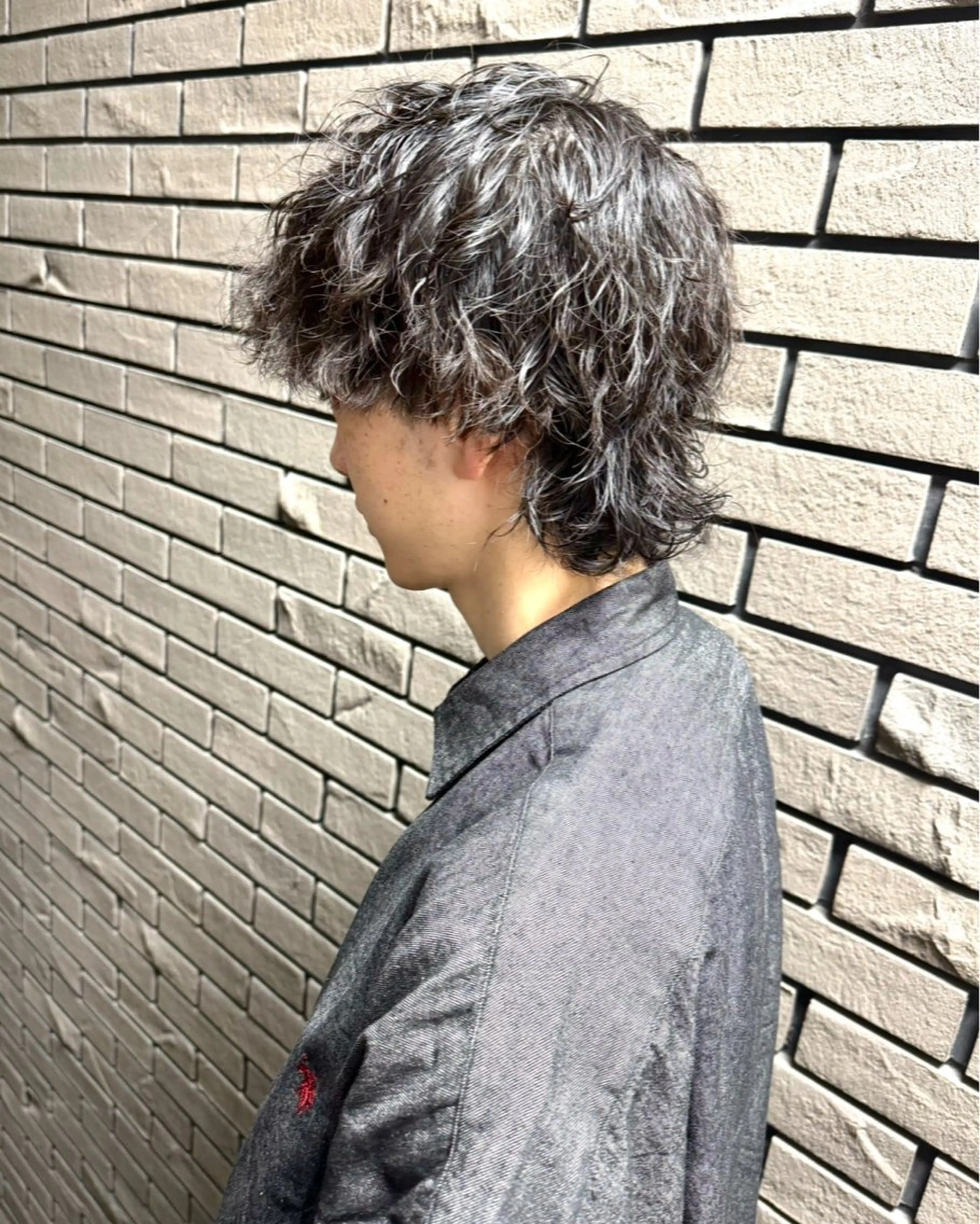 パーマ メンズ メンズパーマ ツイストスパイラルパーマ メンズウルフカット ウルフカット スパイラルパーマ 志賀 あずみのヘアスタイル