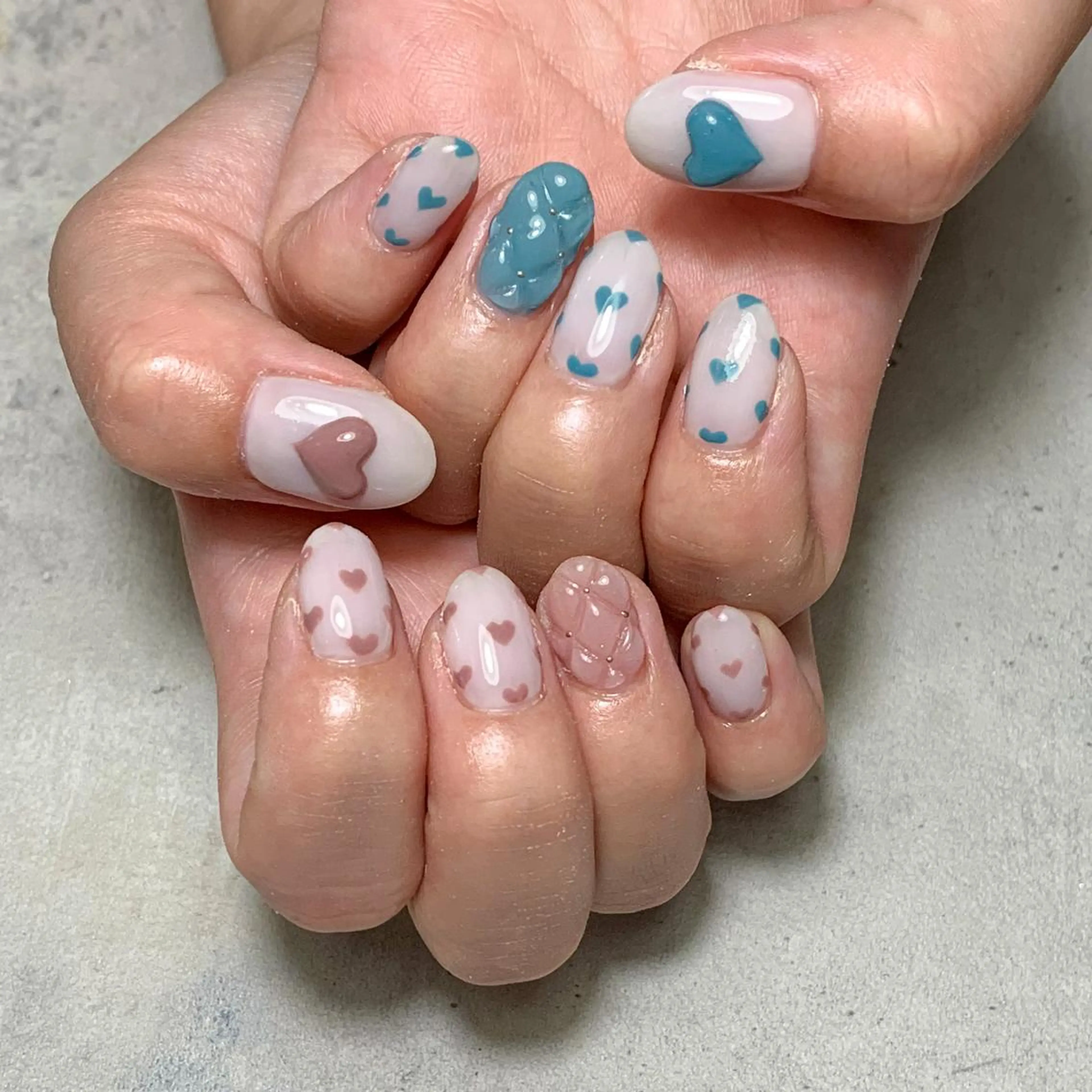 ネイル ハンドネイル atelier FIORITURA所属・FIORITURA aiのネイルデザイン