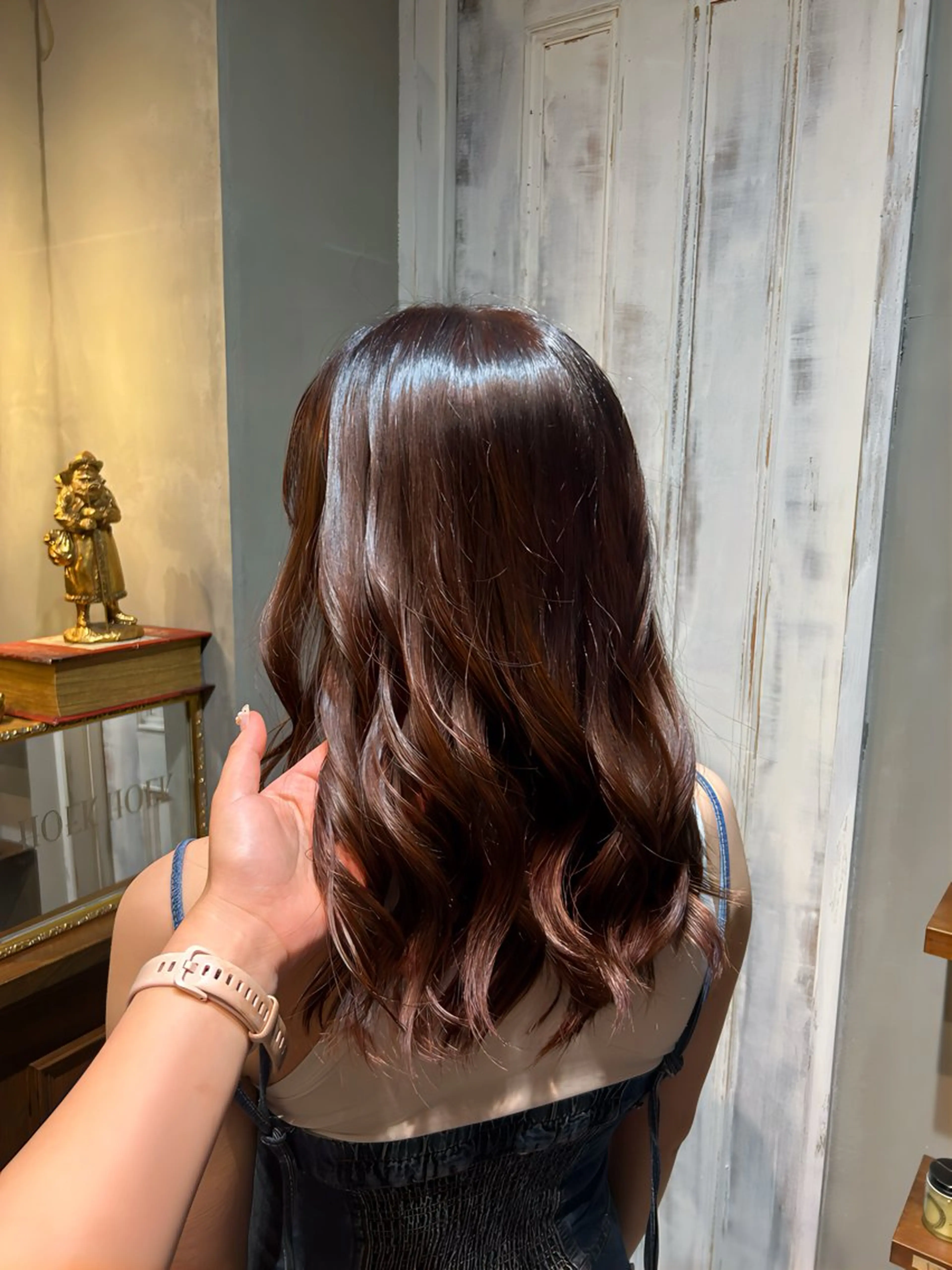 ミディアム ブリーチ無しWカラー mana🎀🤍のヘアスタイル