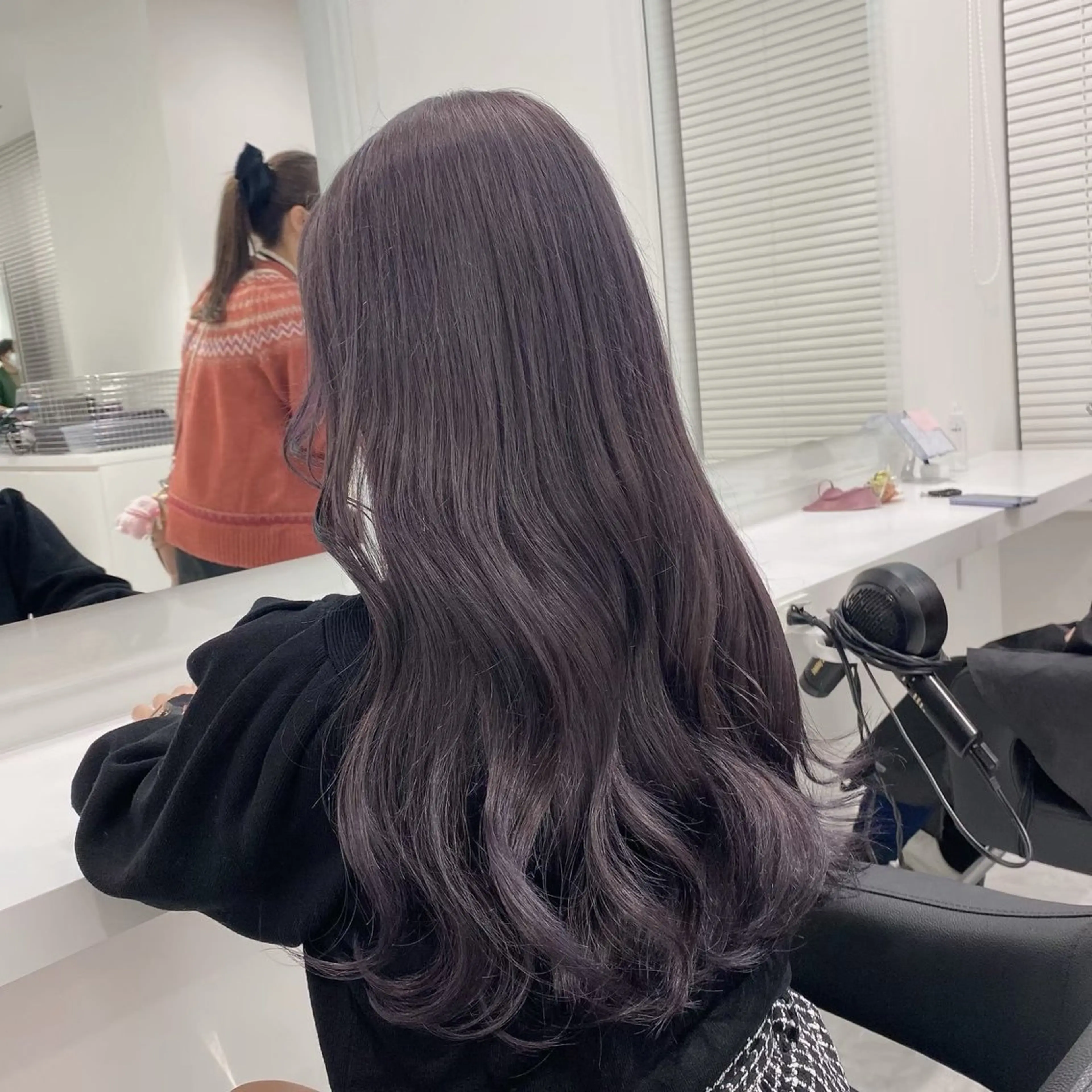 ロング カラー ブリーチなし艶カラー タクト🫧のヘアスタイル