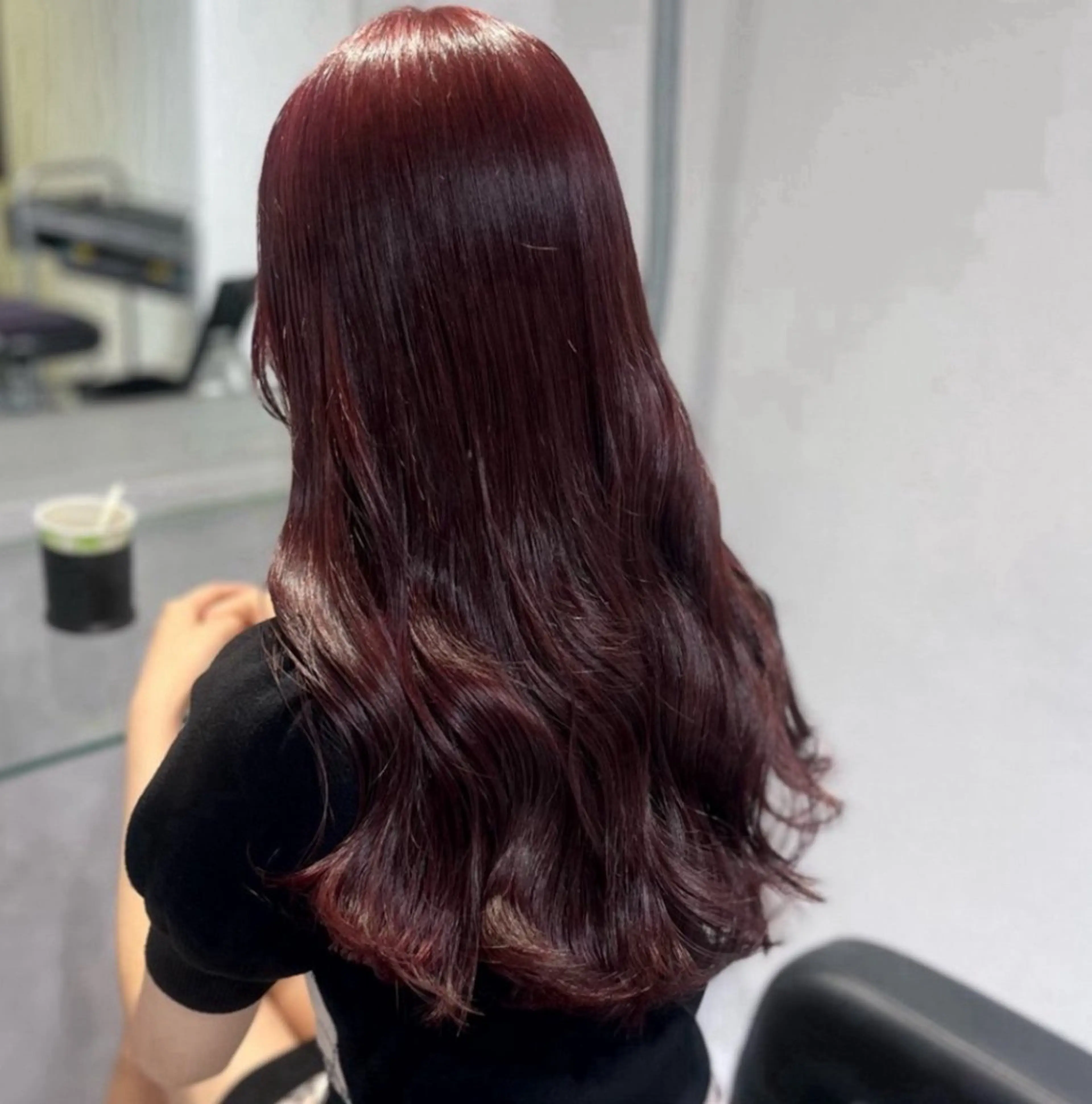 ロング カラー 🫧うる艶トレンド 🫧透明感カラーのヘアスタイル