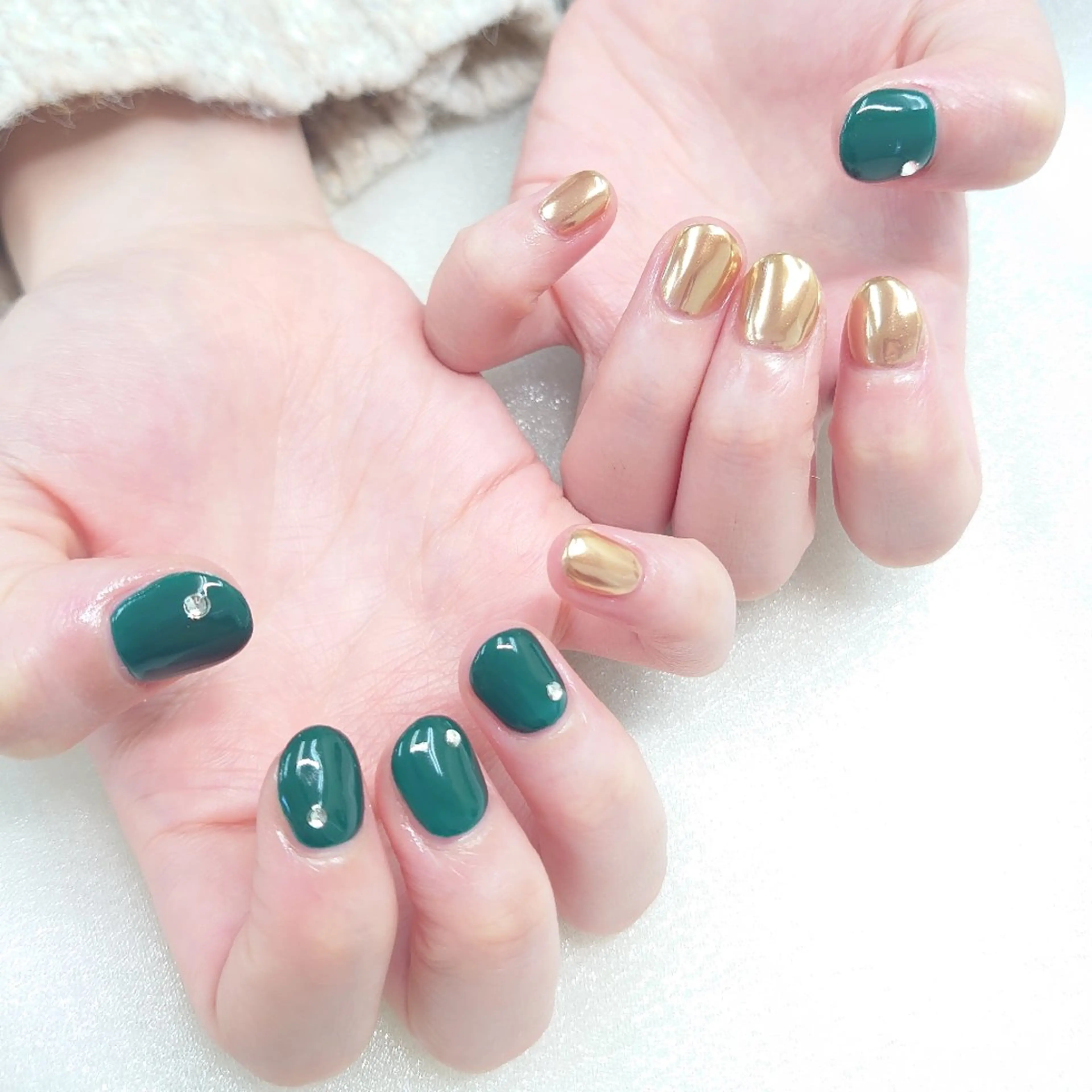 ネイル ミラーネイル シンプルネイル ストーンネイル ハンドネイル Bianca浦和西口 ⭐mitoのネイルデザイン