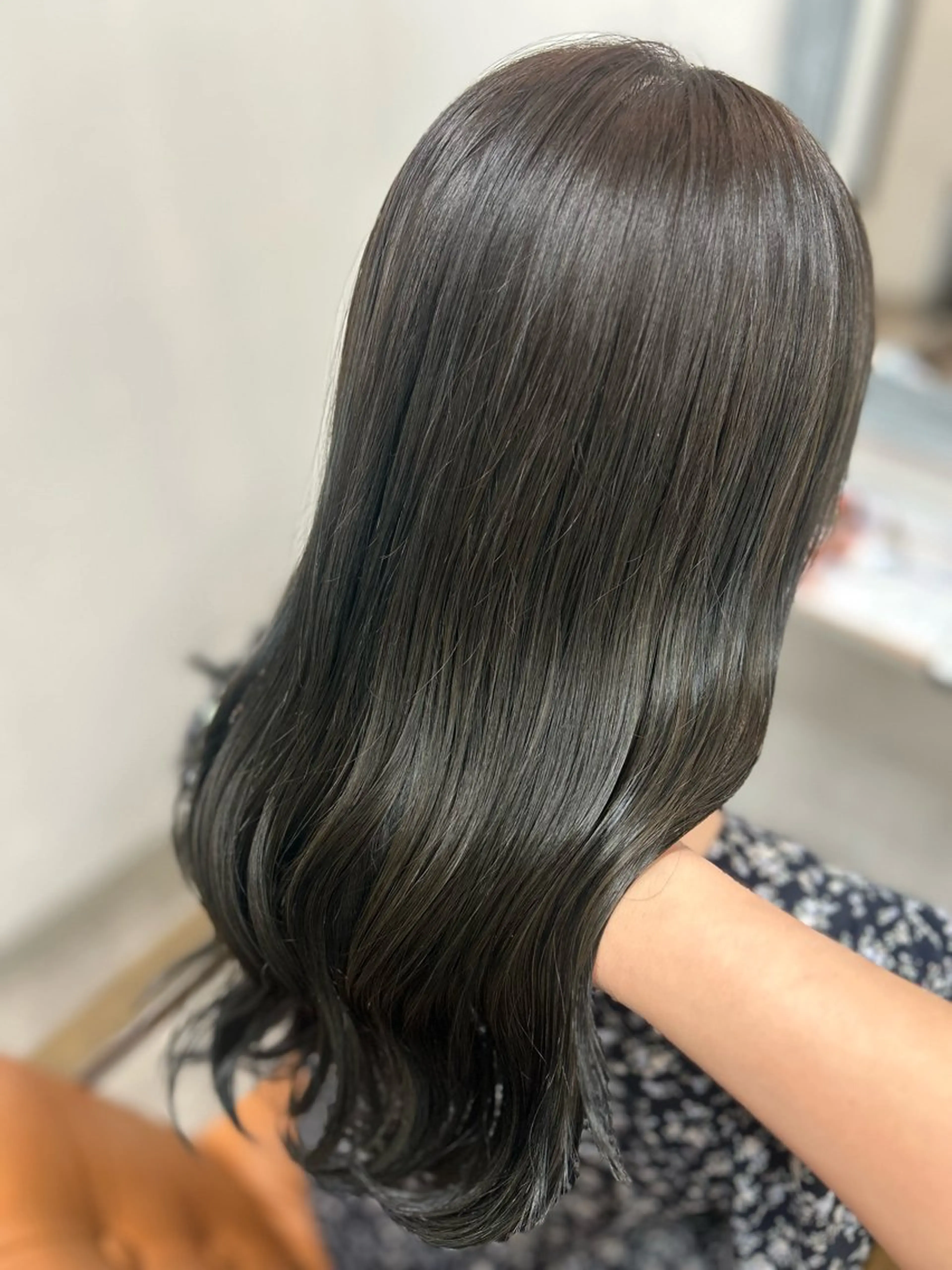 ロング カット ヘアカラー トリートメント はちみつ炭酸スパ🍯 ショートカット✨️のヘアスタイル