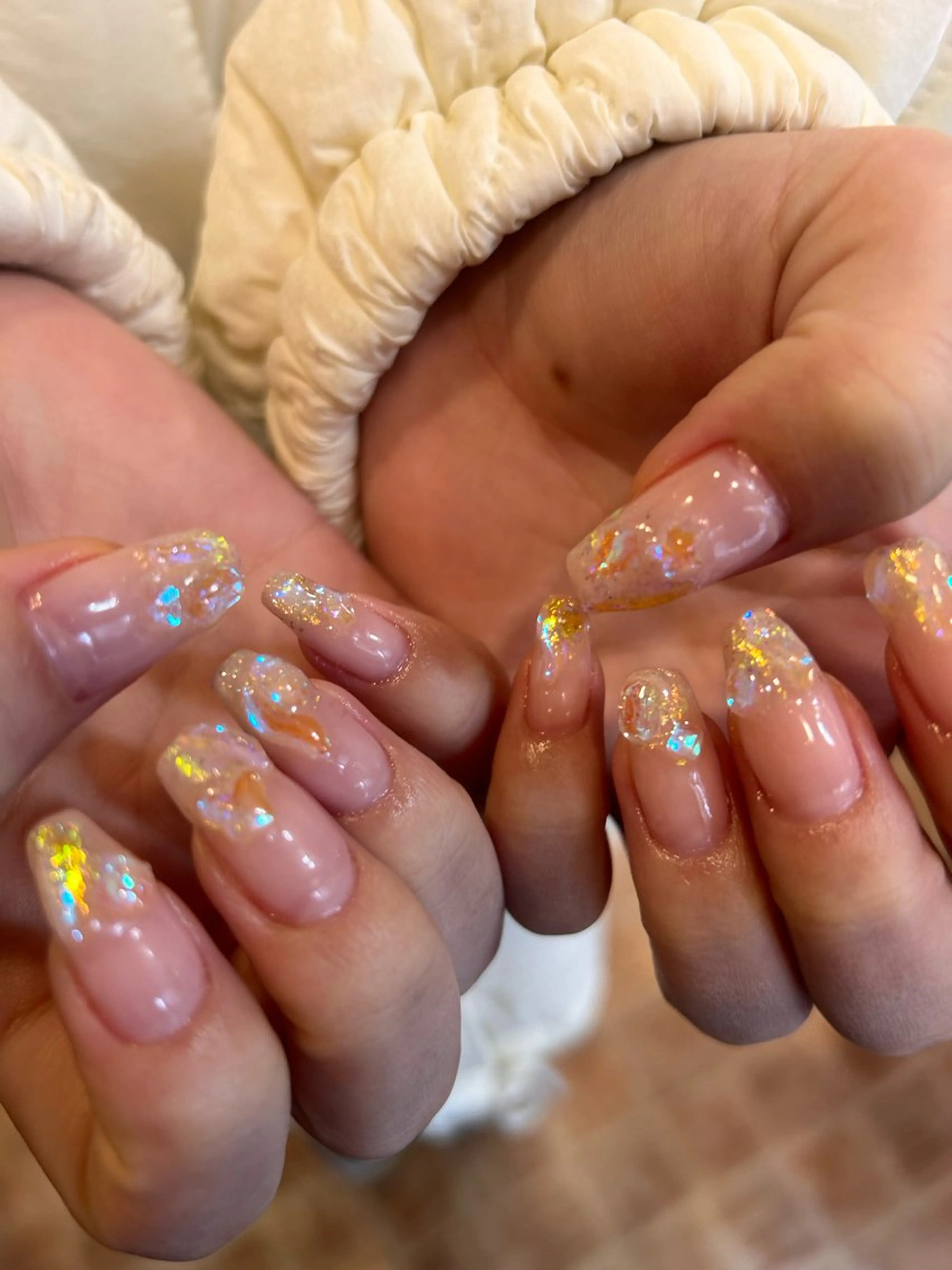 ネイル 氷ネイル・うるうるネイル ピンク ストーンネイル ワンホンネイル ハンドネイル sun.lino所属・小野寺 千尋のネイルデザイン