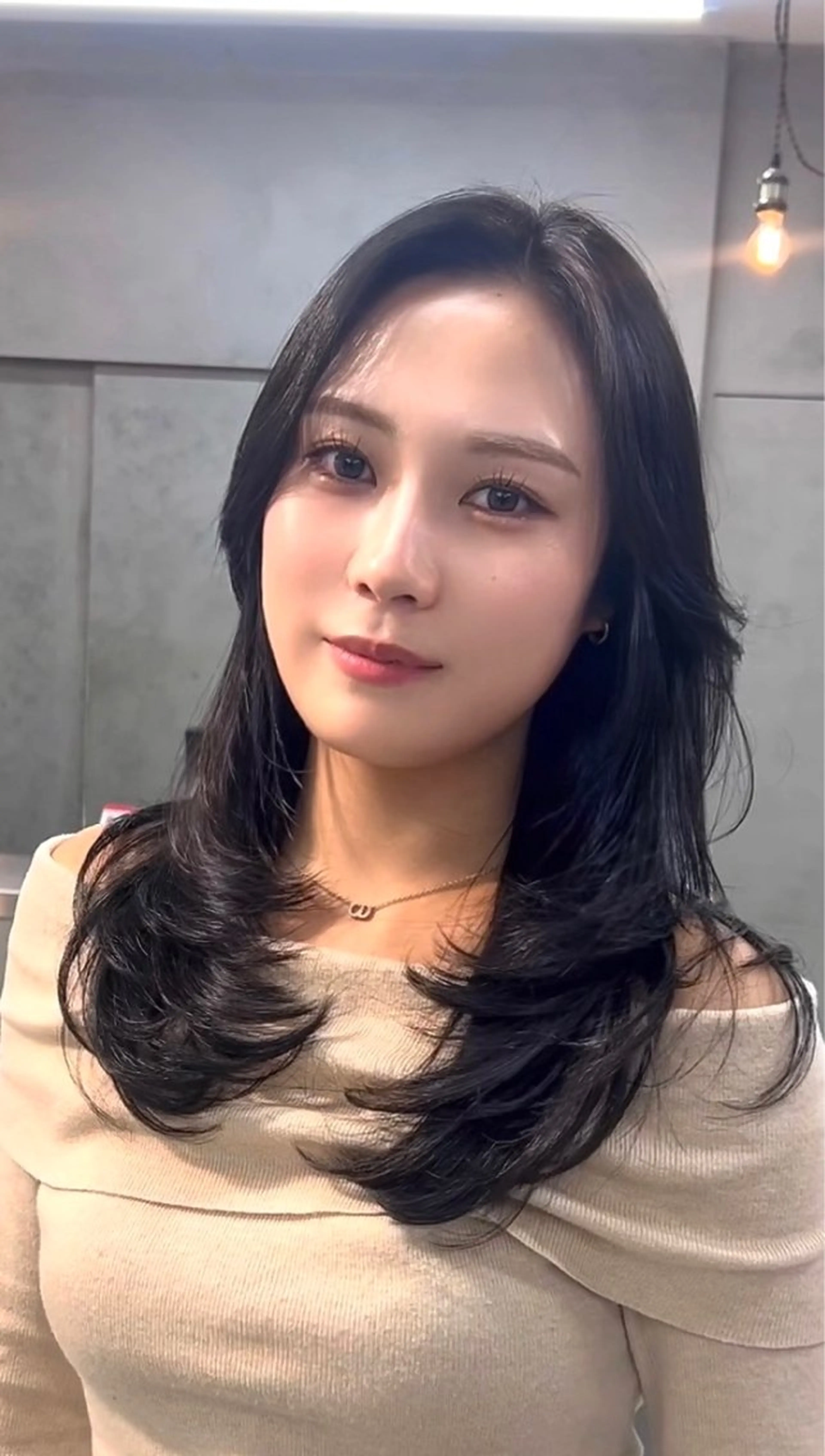 セミロング レイヤー×ツヤカラー 渋谷/kougaのヘアスタイル