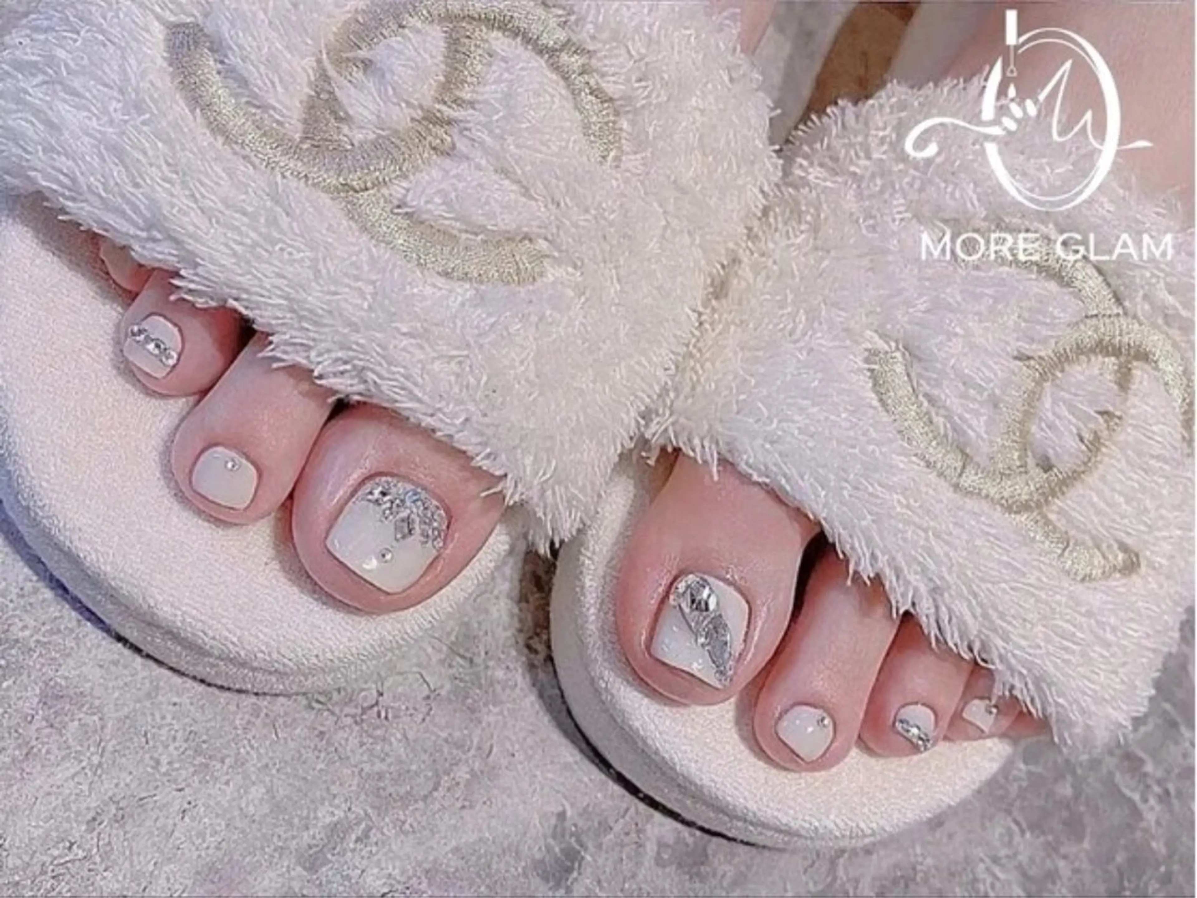 《フットネイル》持ち込みデザイン（10本アート+パーツつけ放題）の写真