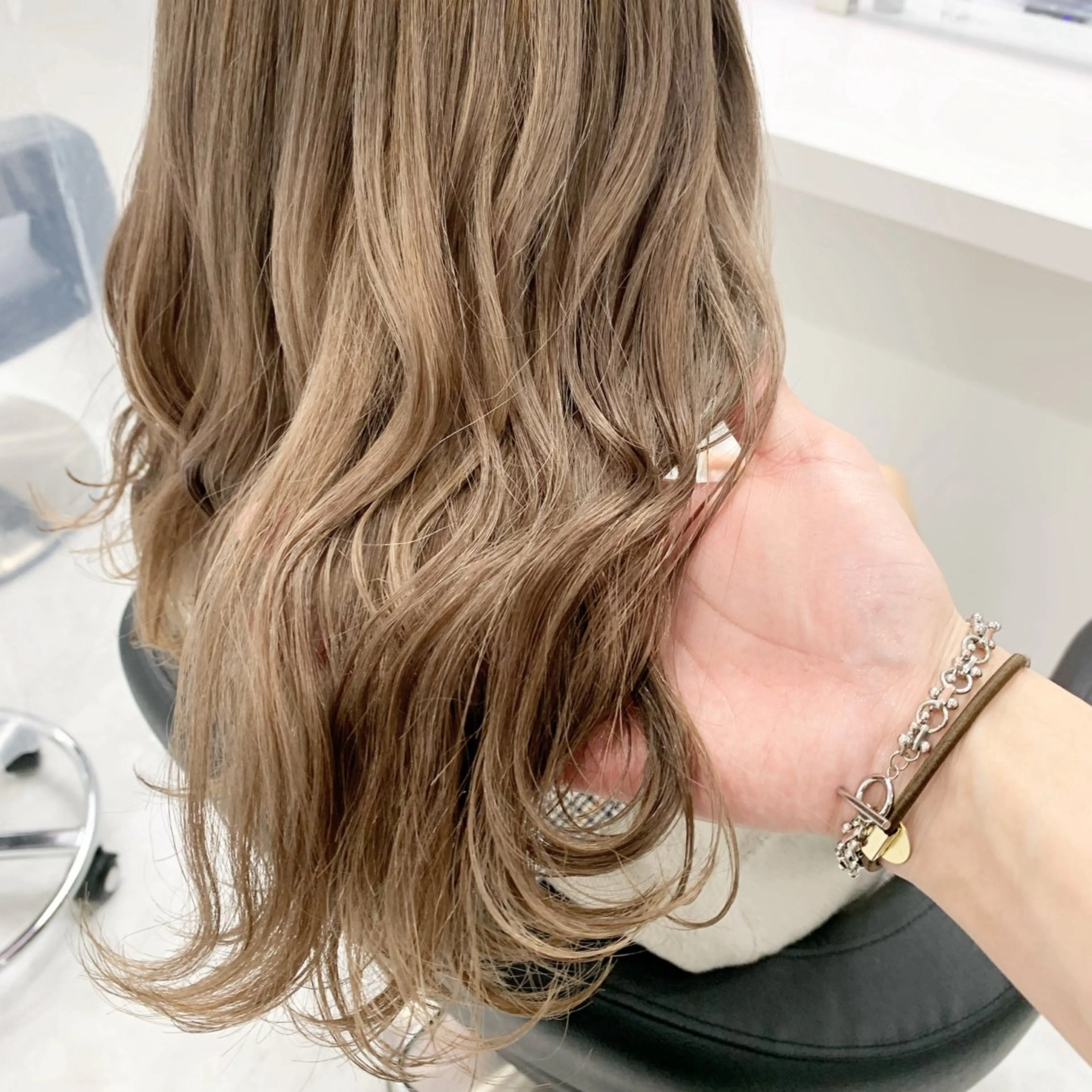 カラー ヘアカラー 💗ツヤ髪💗透け感 💗ブリーチなし💗のヘアスタイル