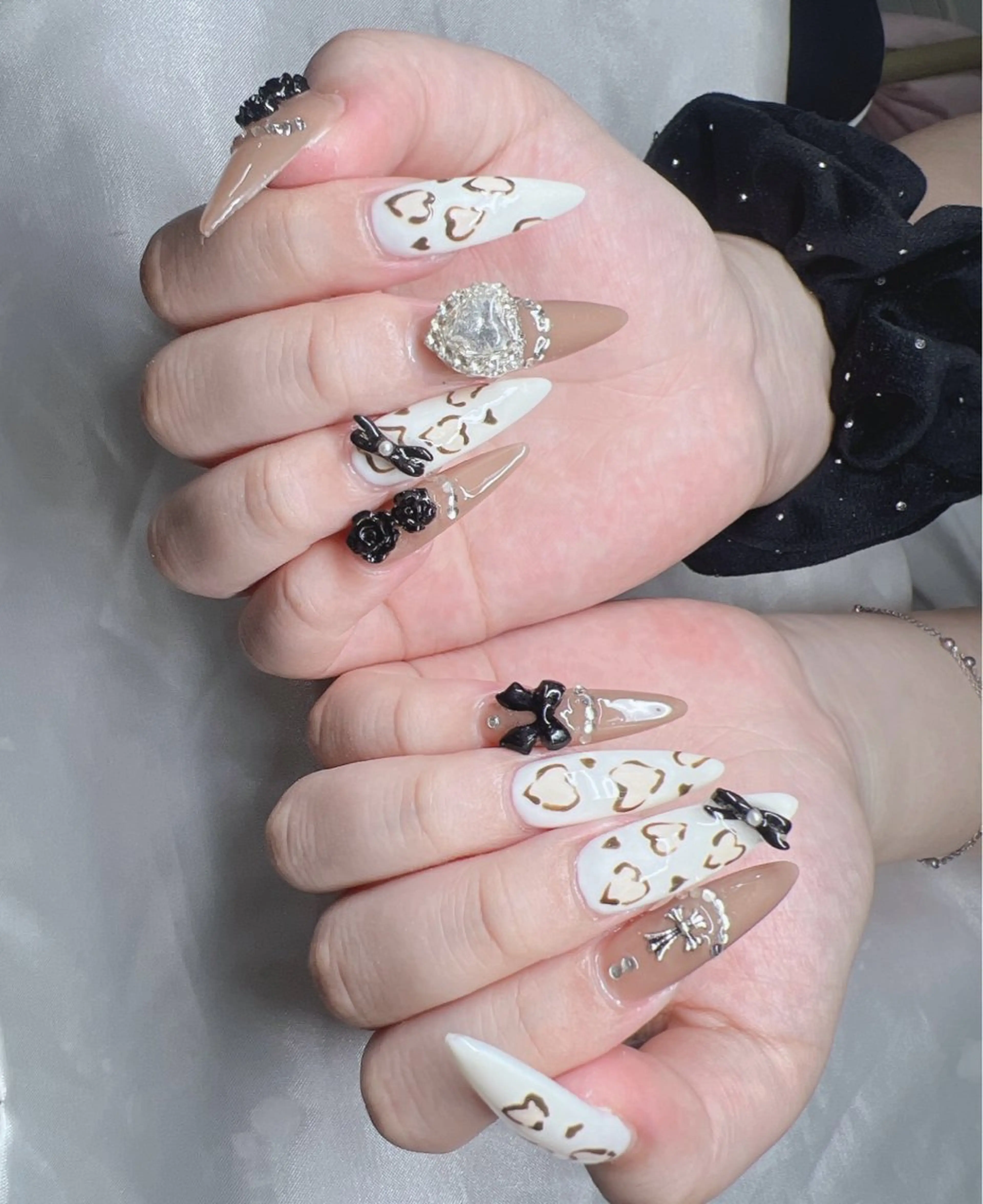 ネイル 長さ出し グラデーション キラキラネイル マグネットネイル ニュアンスネイル ハンドネイル Lee Nails チップ長さだし専門店のネイルデザイン