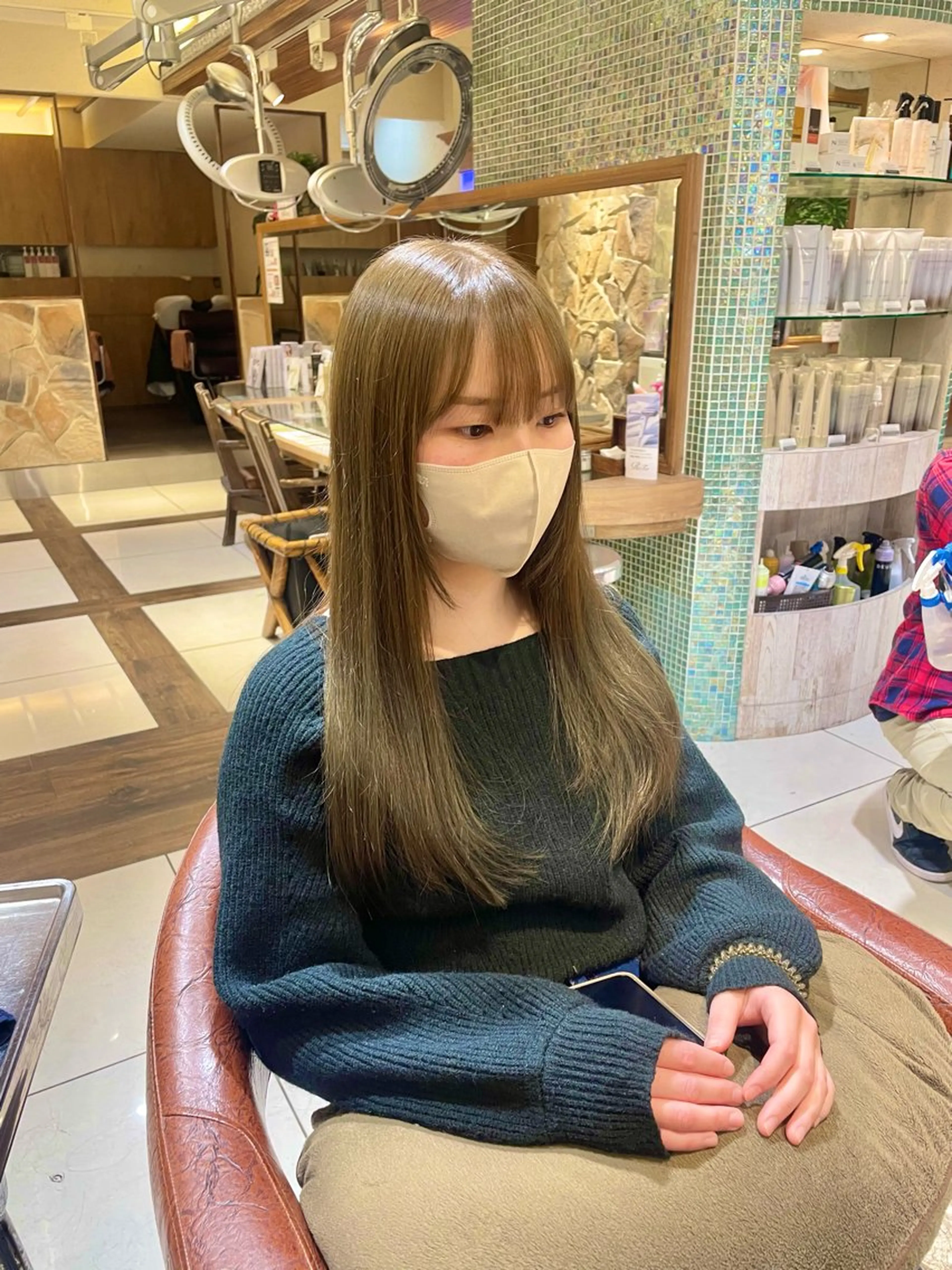 ロング カラー 赤みを押えたカラー➰ ケアブリーチのヘアスタイル