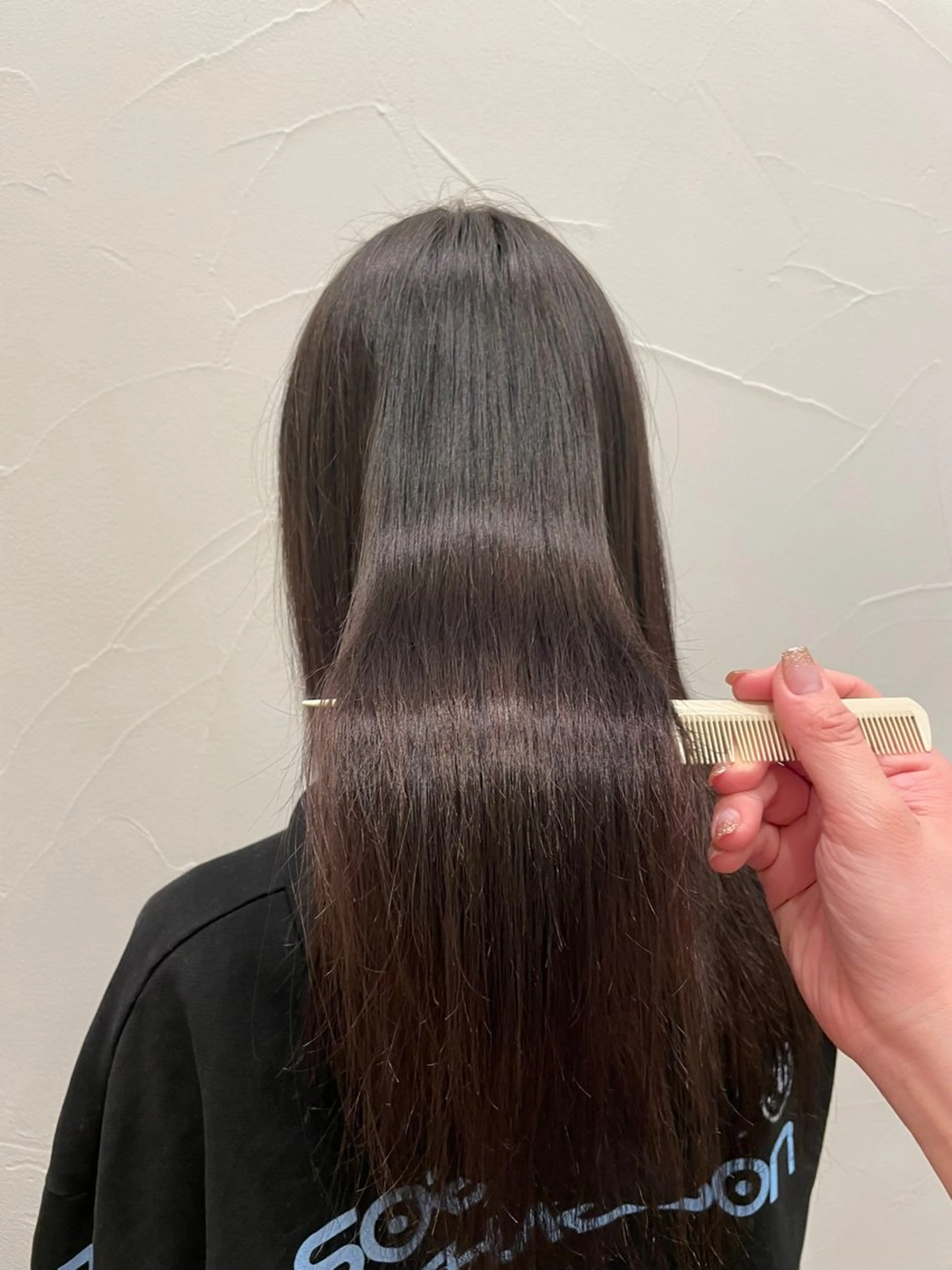ロング カラー 浦野 遥のヘアスタイル