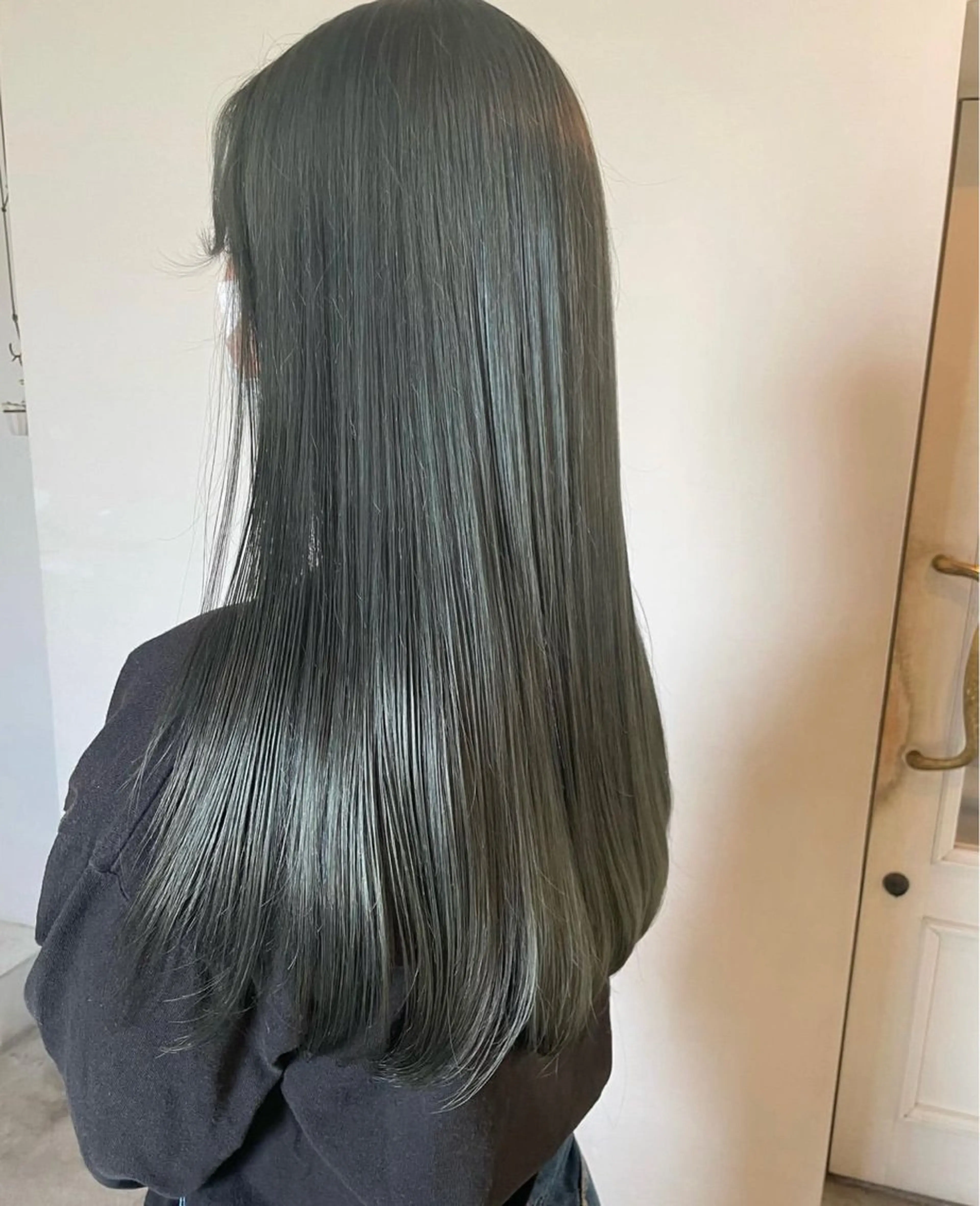 ロング カラー room3 なおこのヘアスタイル